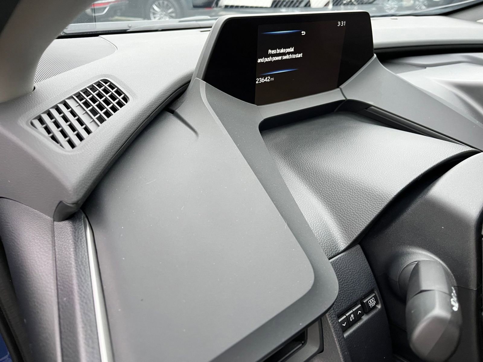 Thumbnail: 2025 Toyota Prius - 34