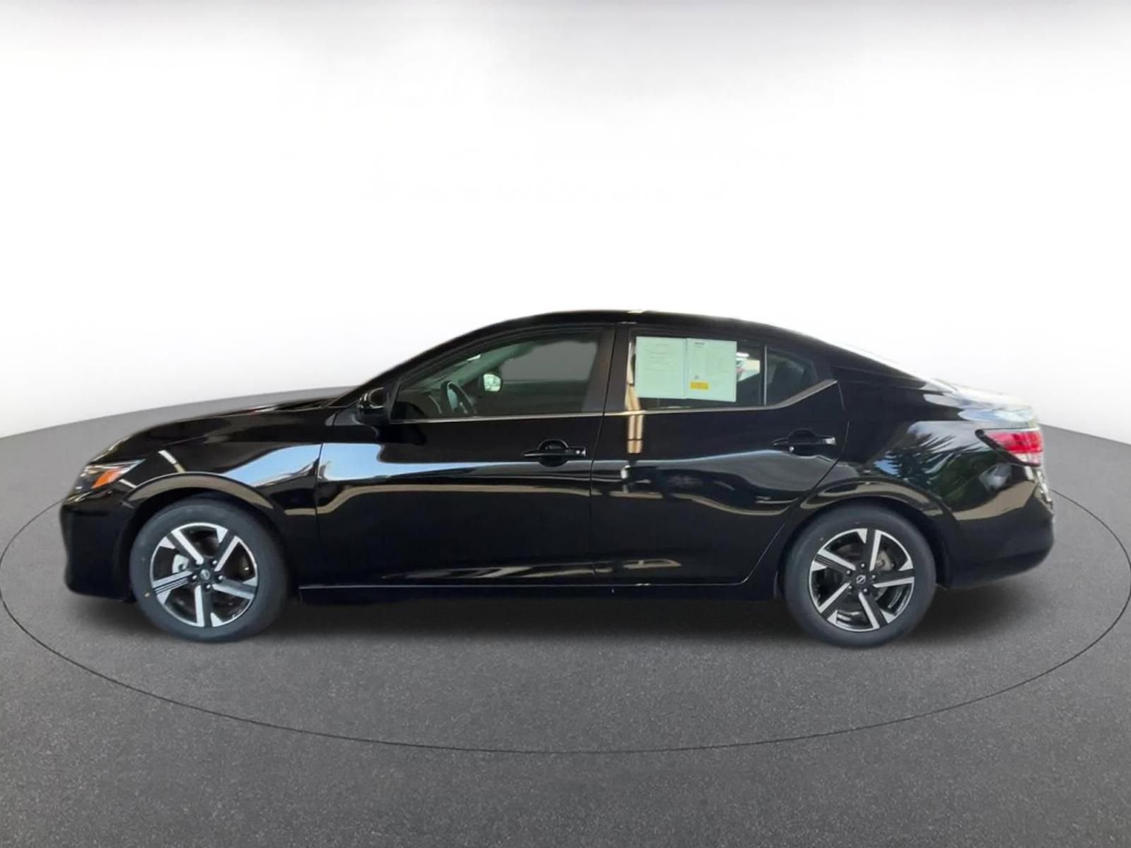 Thumbnail: 2024 Nissan Sentra - 8