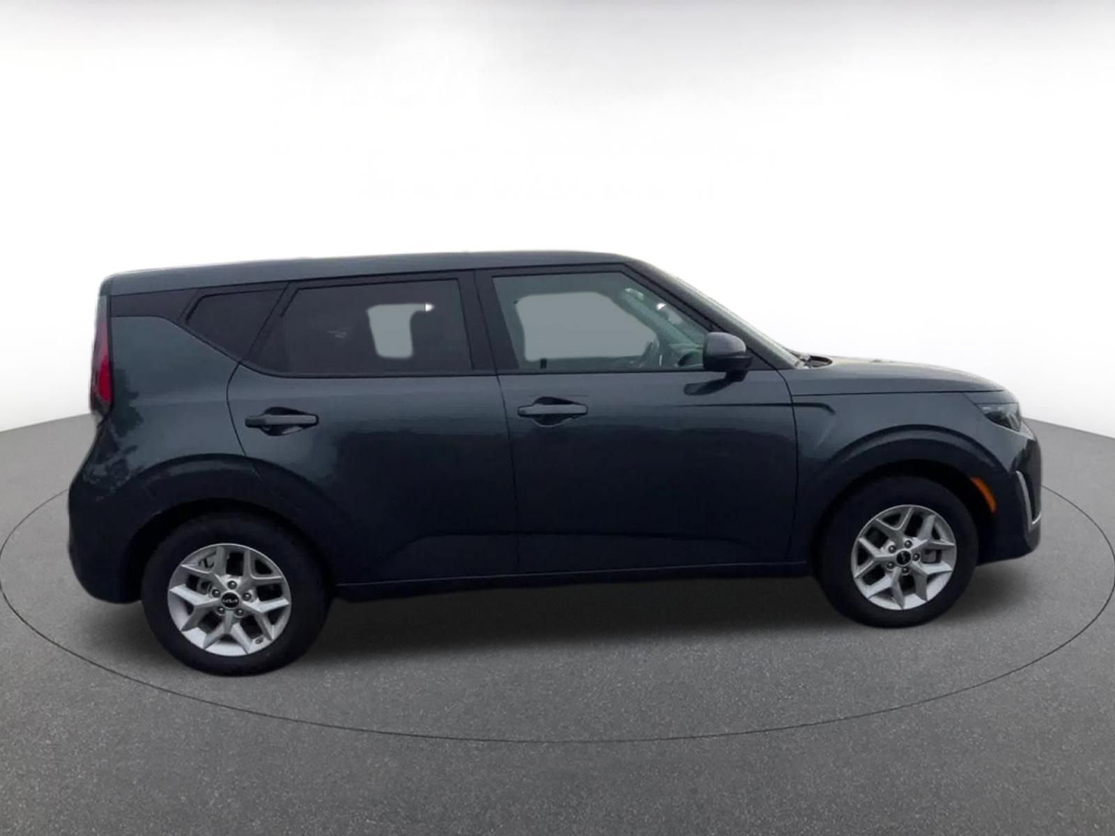Thumbnail: 2025 Kia Soul - 16