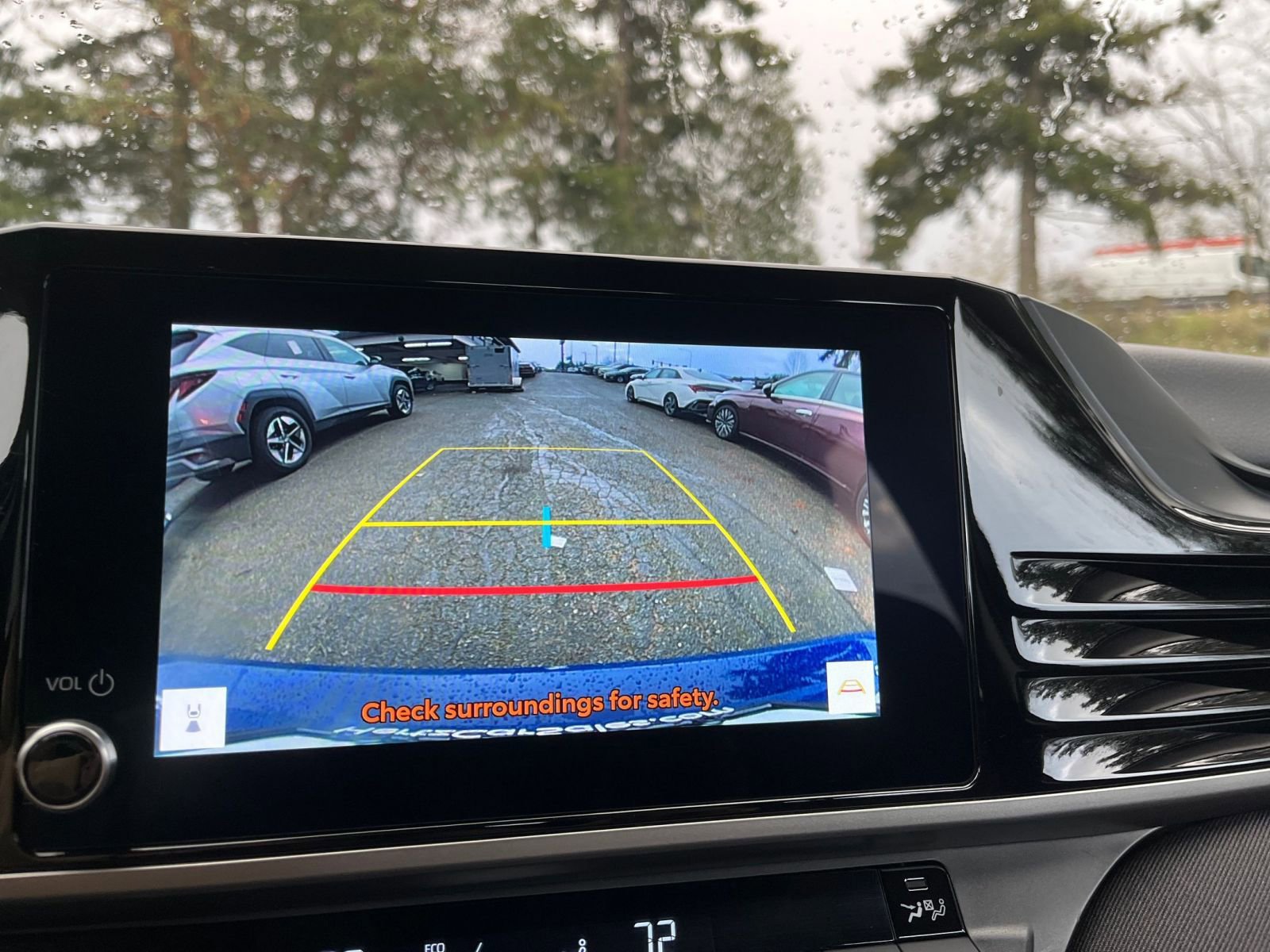 Thumbnail: 2025 Toyota Camry - 24