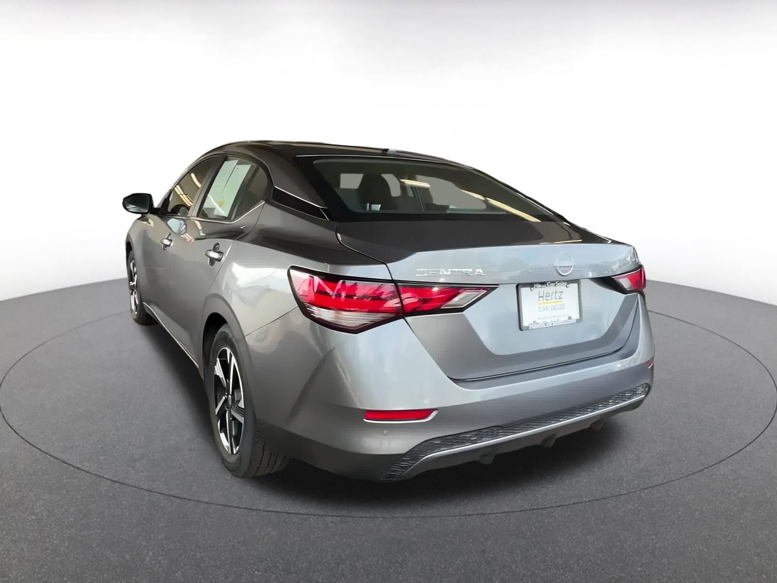 Thumbnail: 2024 Nissan Sentra - 10