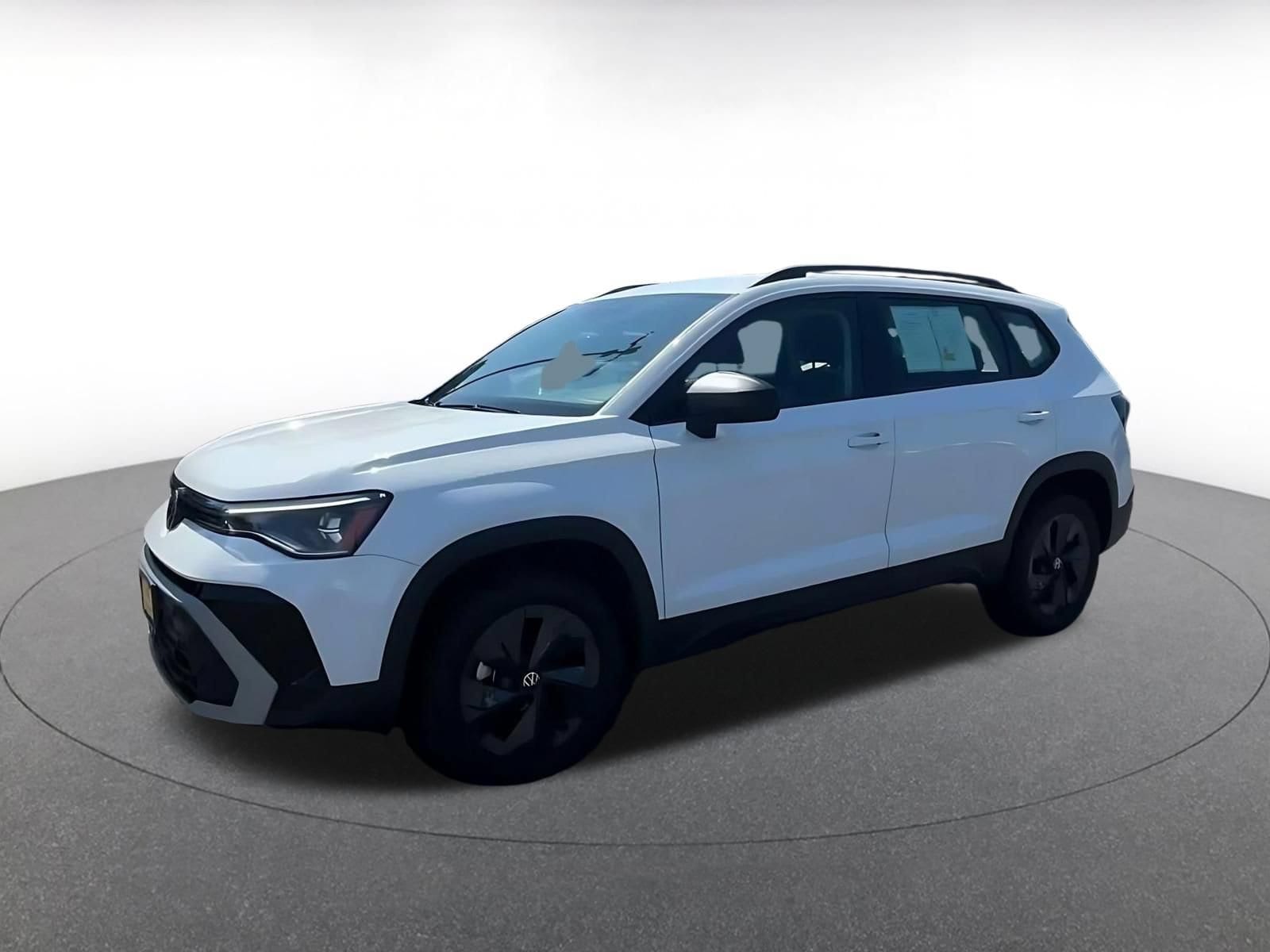 Thumbnail: 2026 Volkswagen Taos - 8