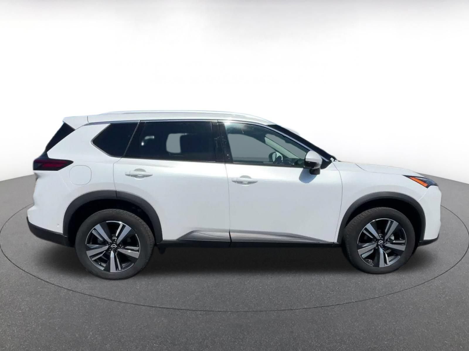 Thumbnail: 2026 Nissan Rogue - 13