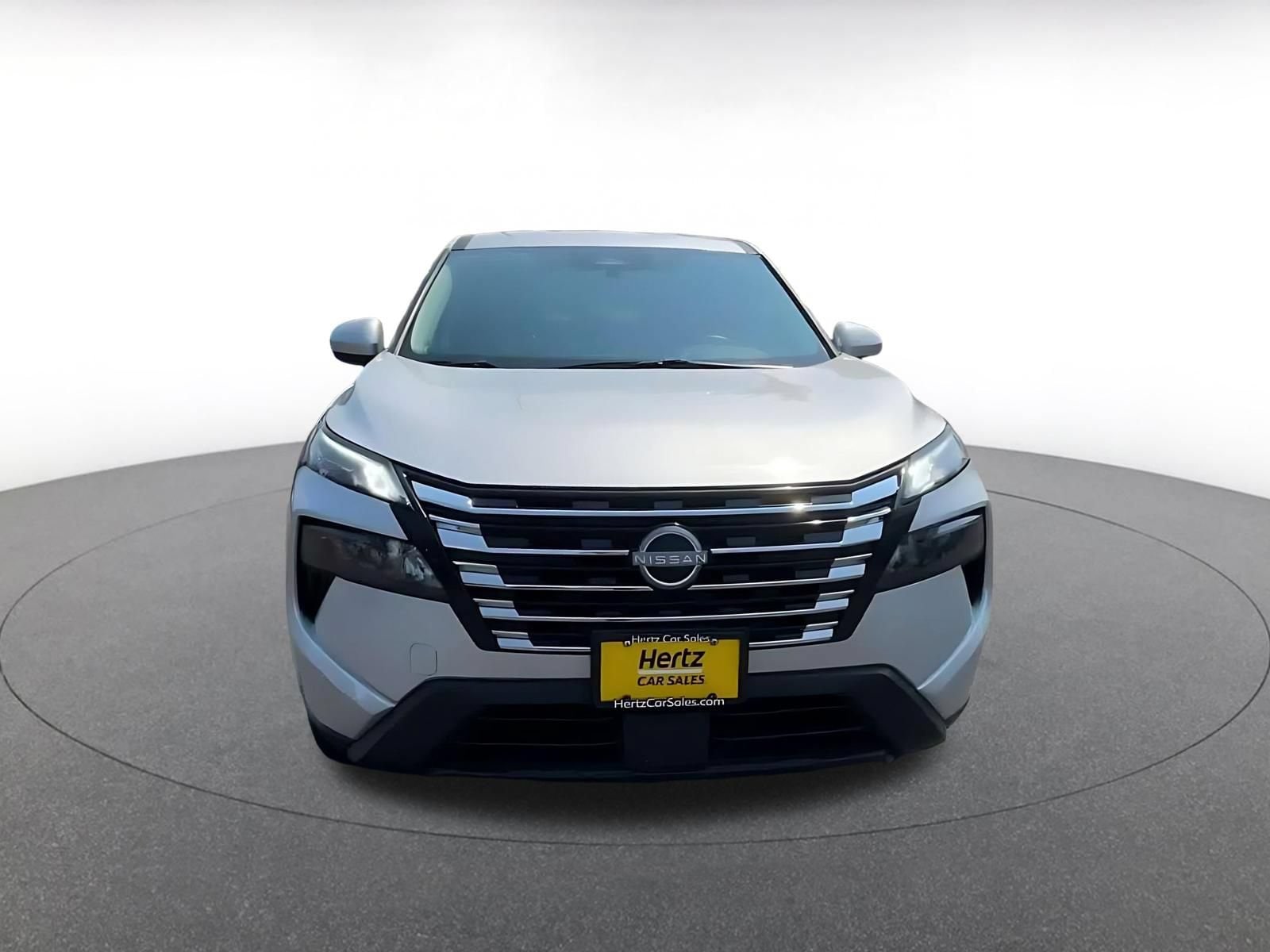 Thumbnail: 2025 Nissan Rogue - 4
