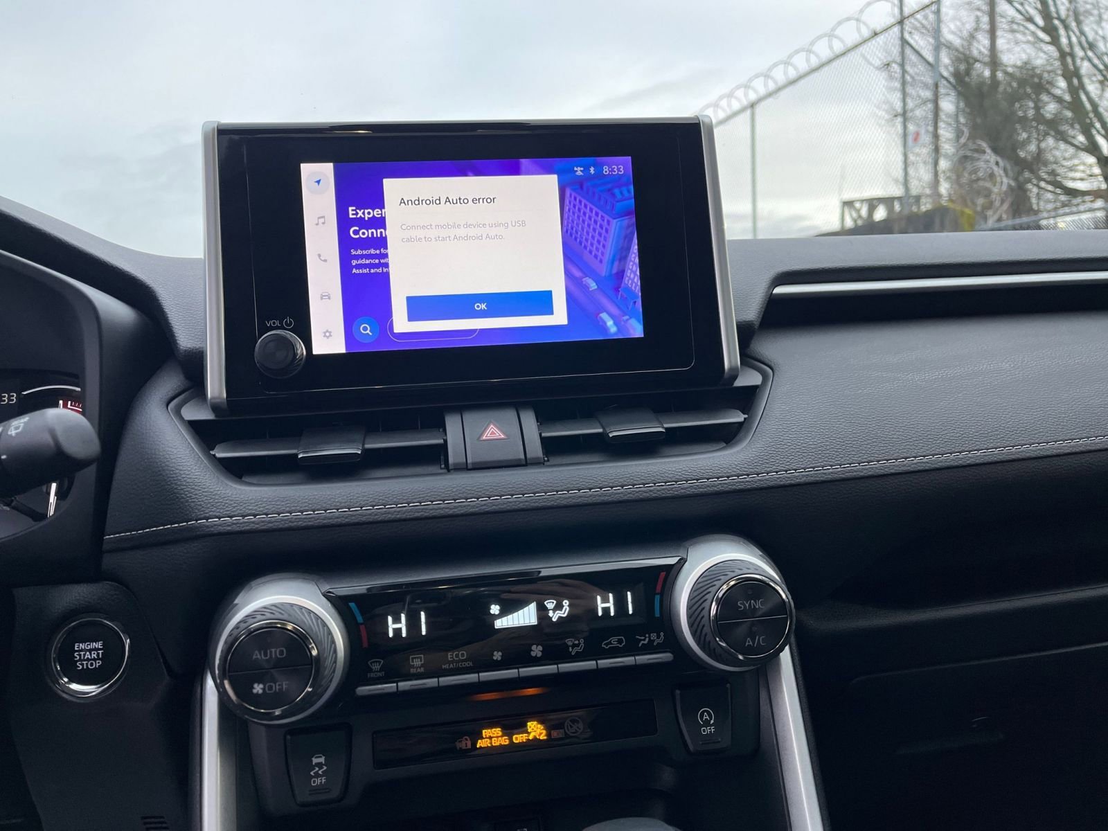 Thumbnail: 2025 Toyota RAV4 - 21