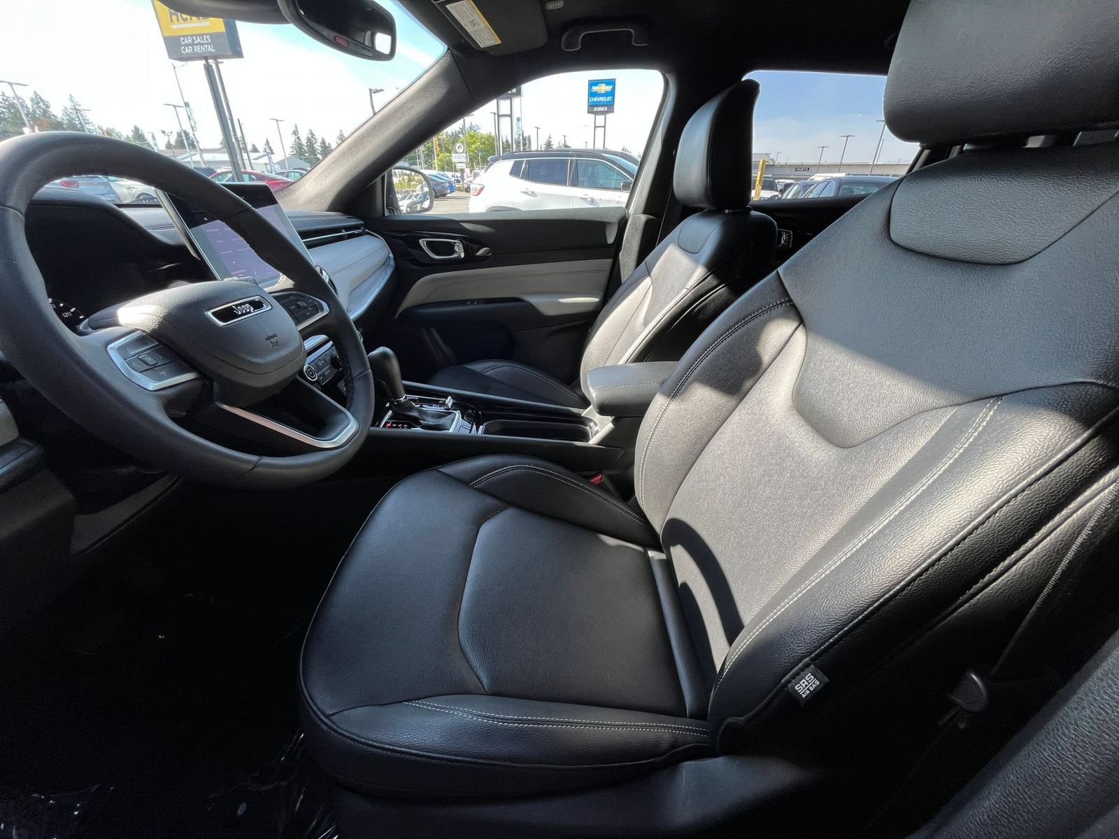 Thumbnail: 2025 Jeep Compass - 23