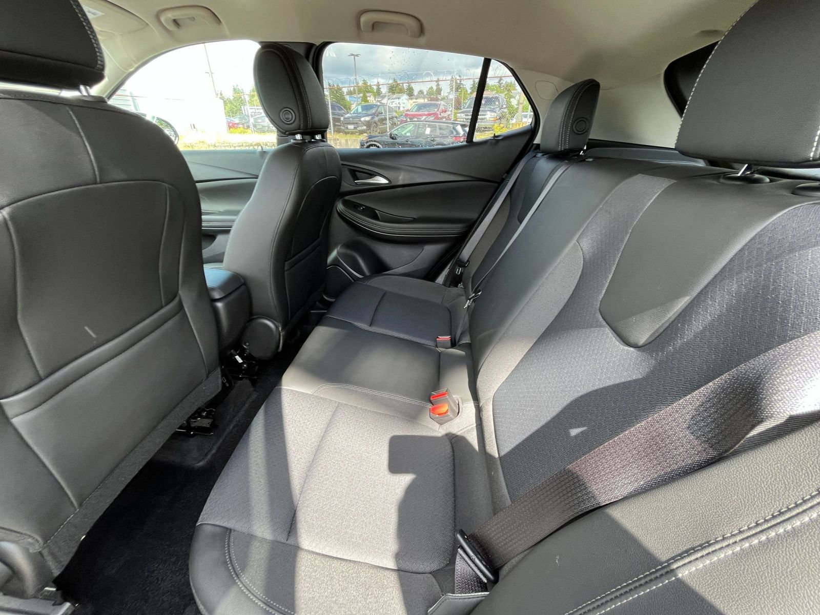 Thumbnail: 2025 Buick Encore GX - 22