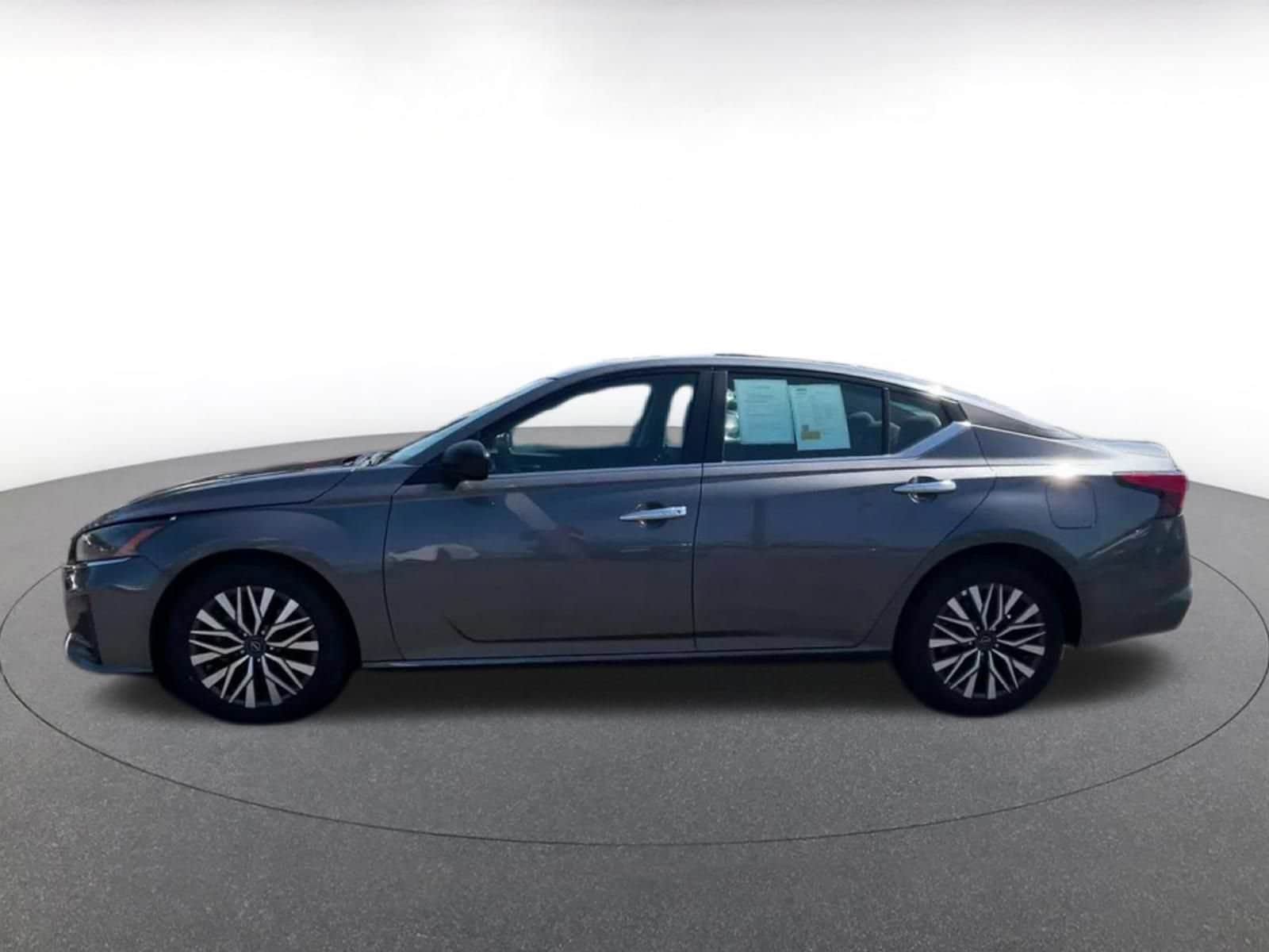 Thumbnail: 2025 Nissan Altima - 7