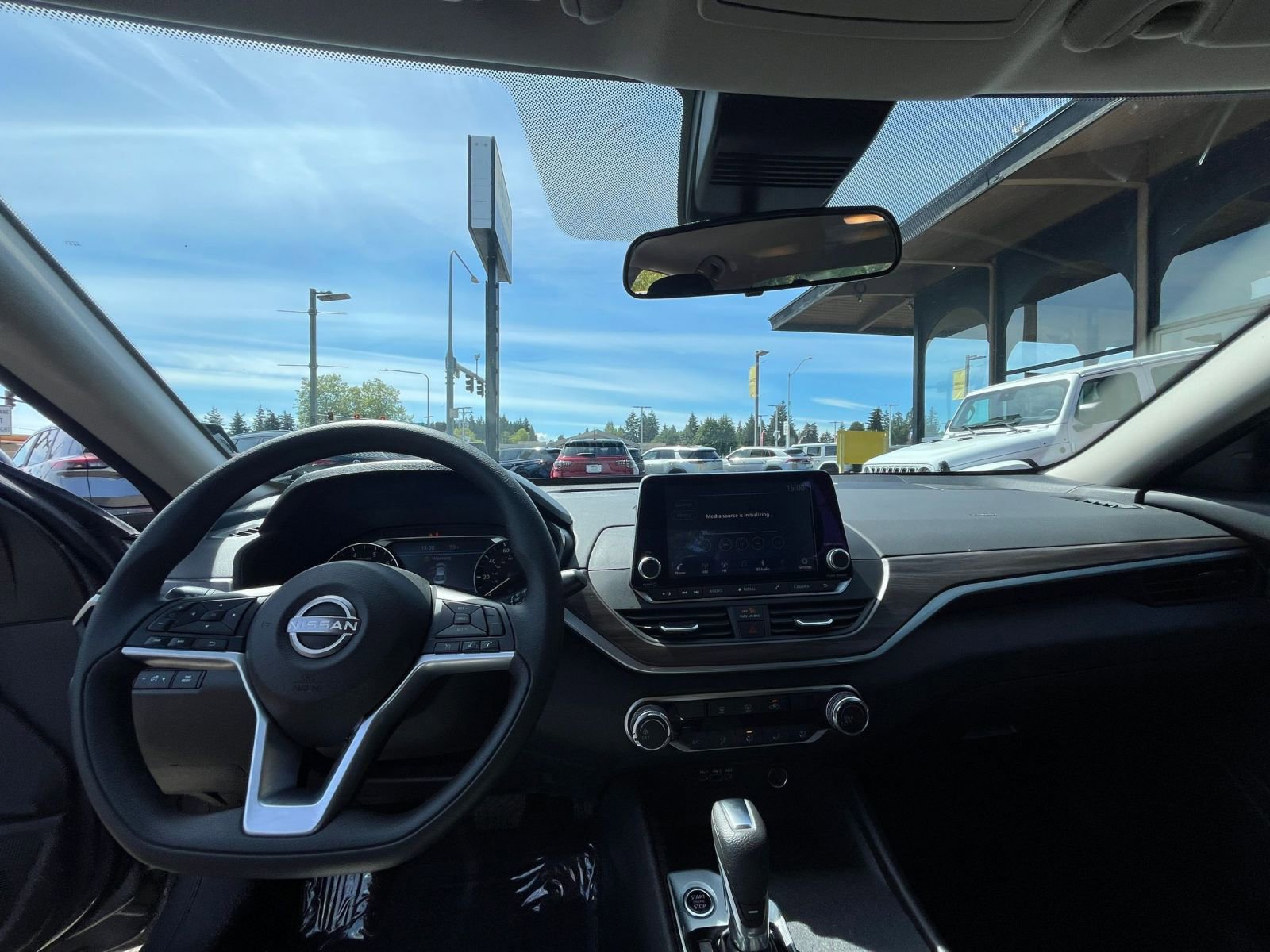 Thumbnail: 2025 Nissan Altima - 34