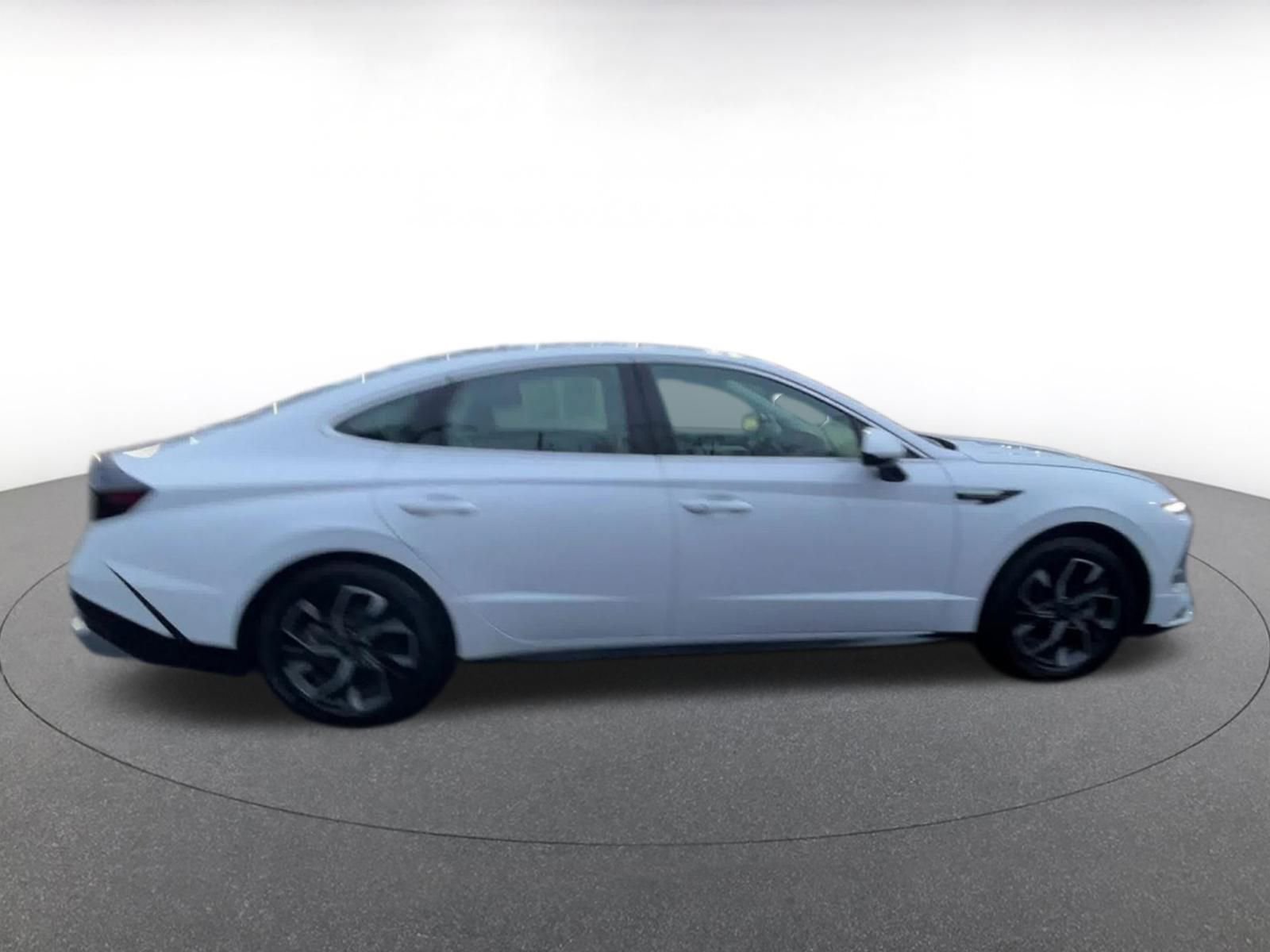 Thumbnail: 2025 Hyundai Sonata - 16