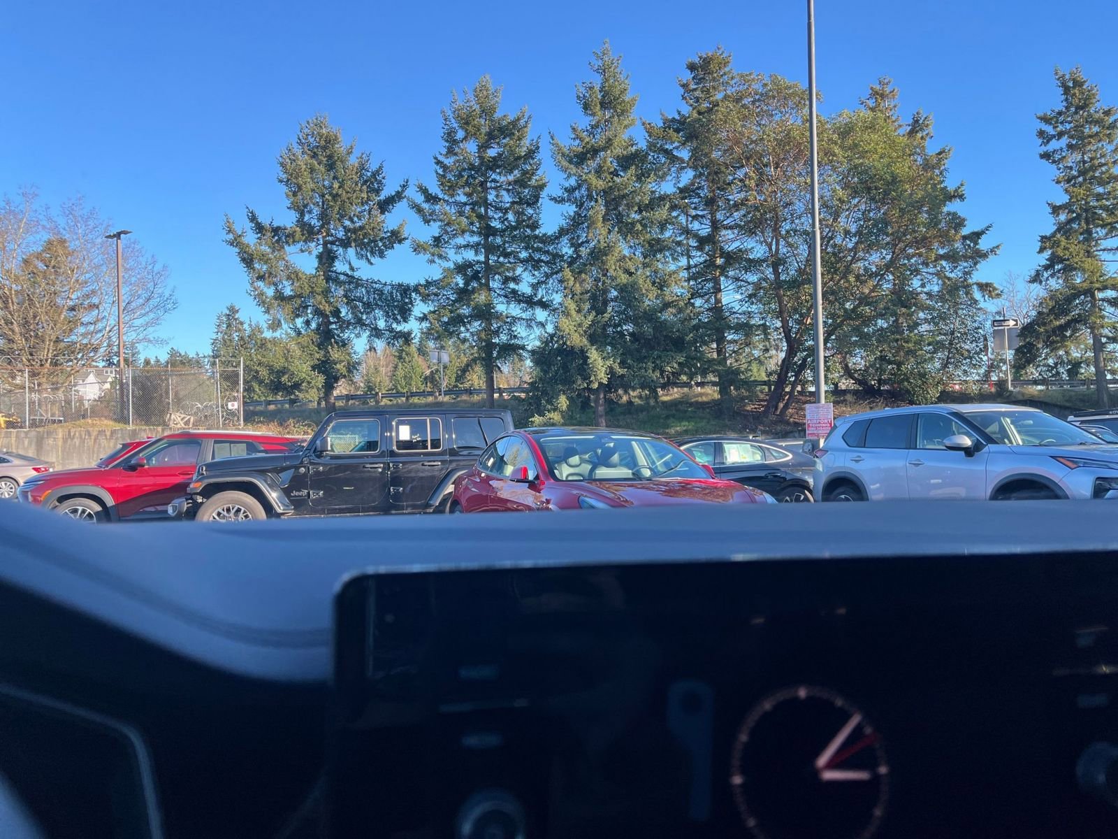 Thumbnail: 2025 Volkswagen Jetta - 17