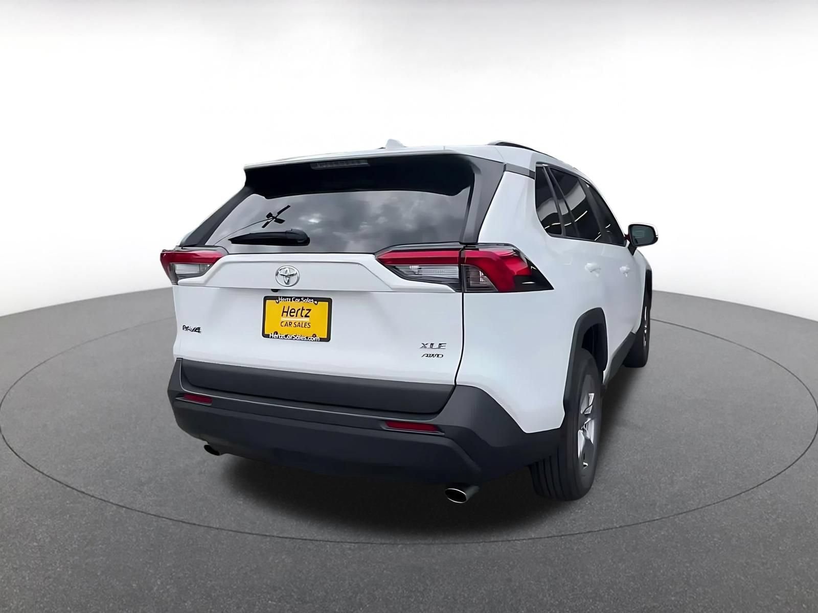 Thumbnail: 2025 Toyota RAV4 - 14