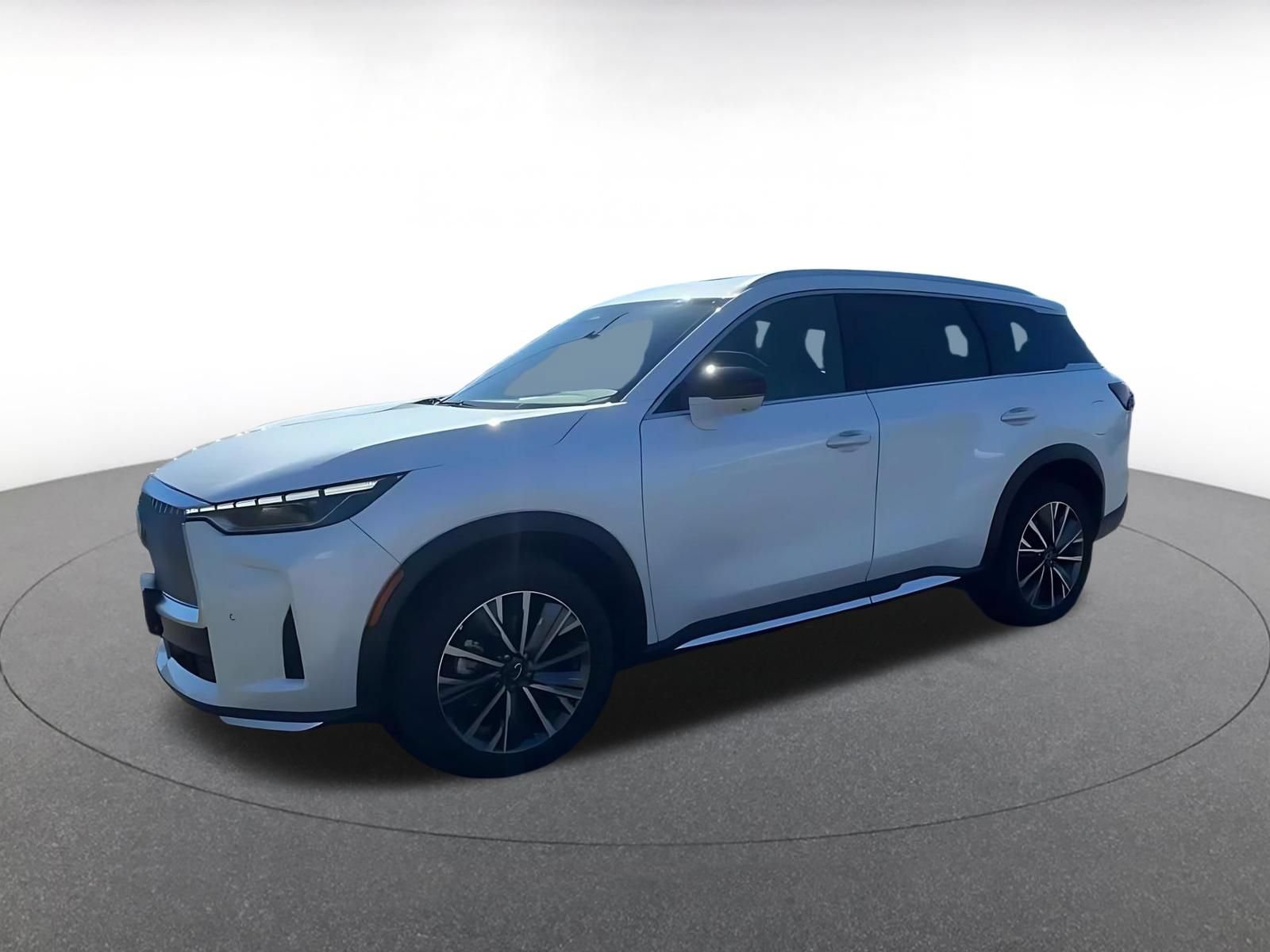 Thumbnail: 2026 INFINITI QX60 - 8