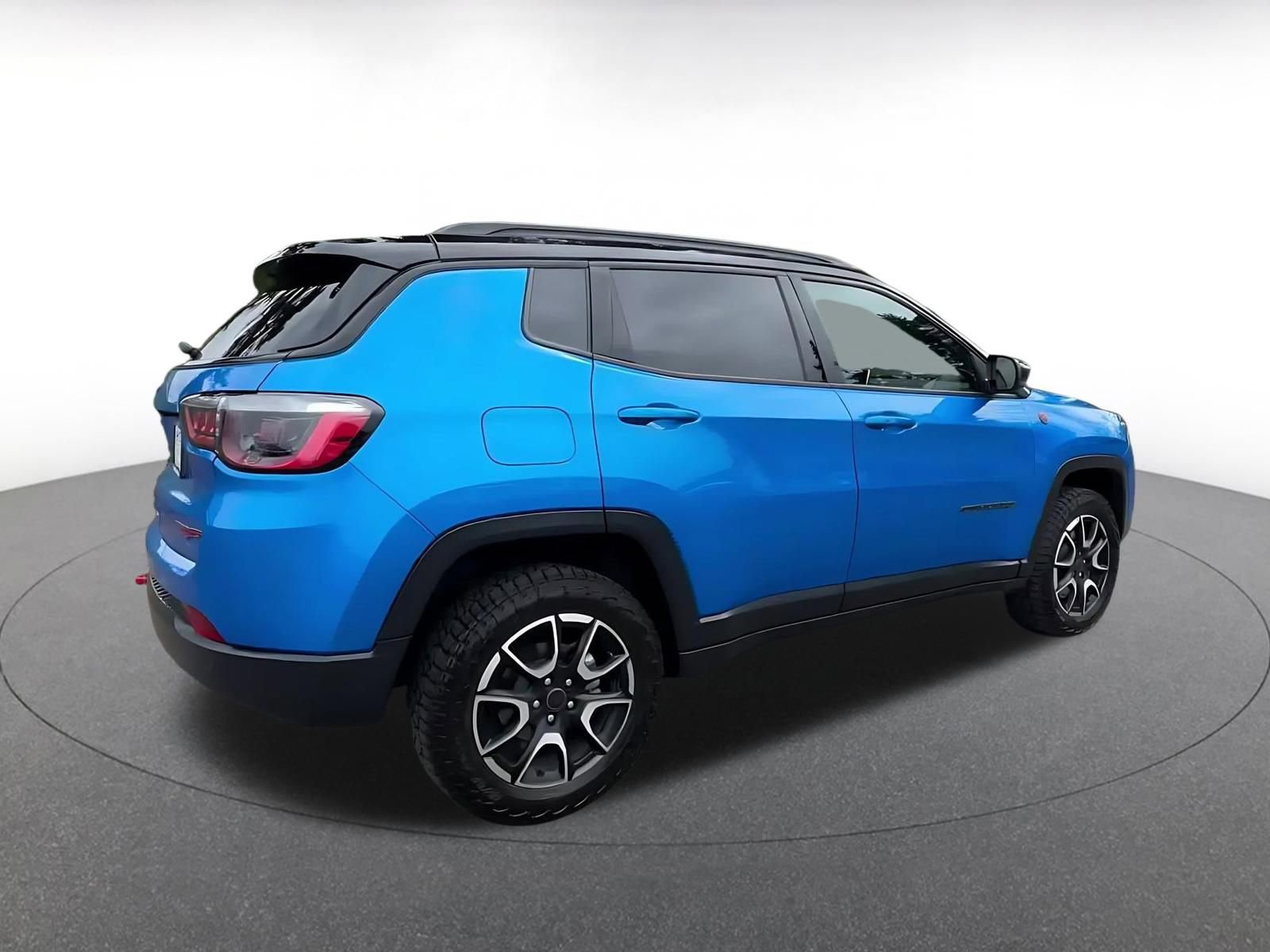 Thumbnail: 2025 Jeep Compass - 15