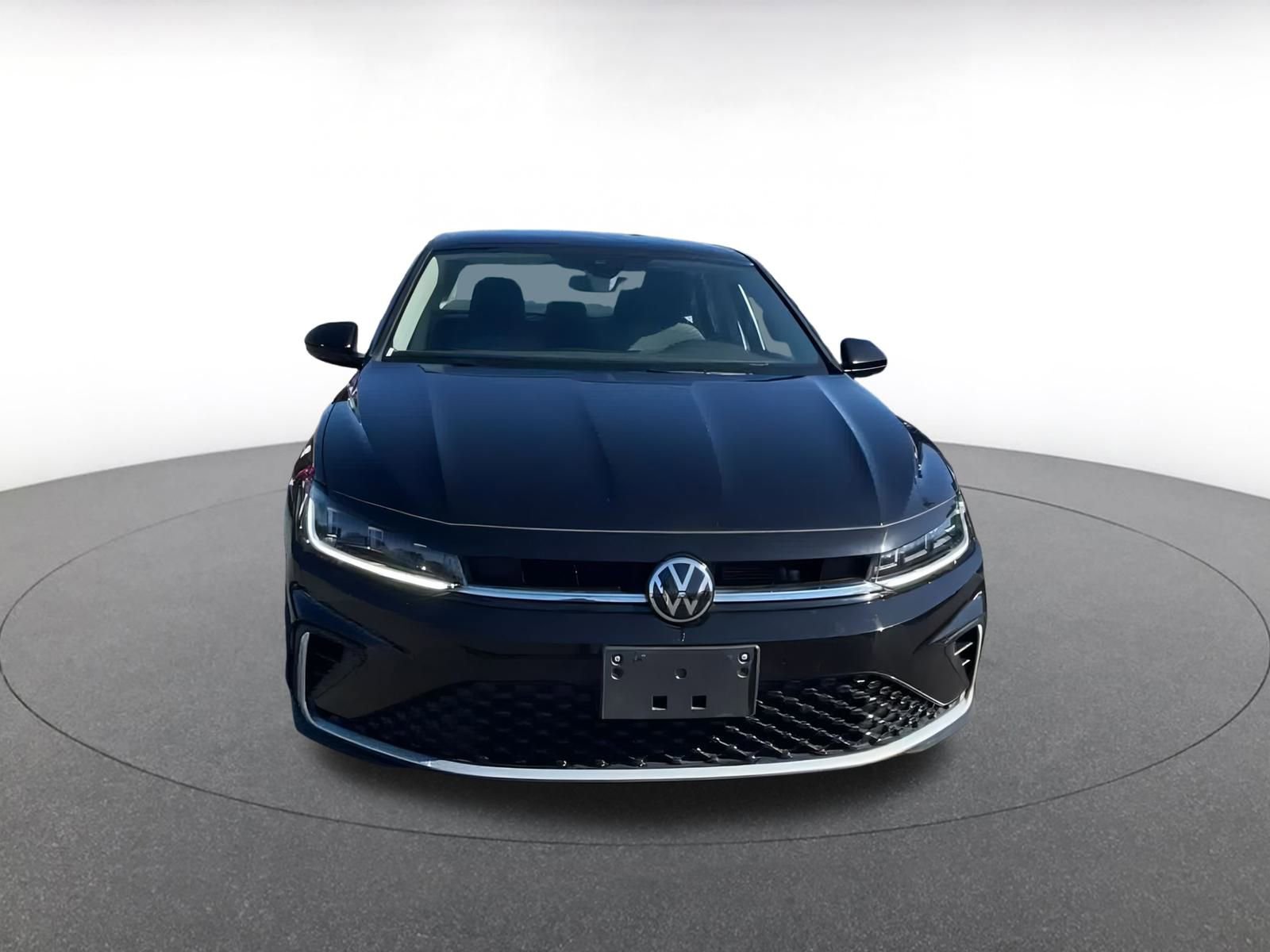 Thumbnail: 2025 Volkswagen Jetta - 4