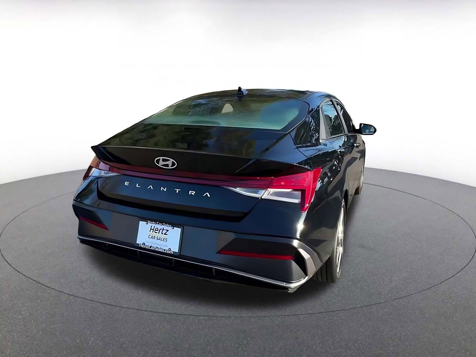 Thumbnail: 2025 Hyundai Elantra - 11