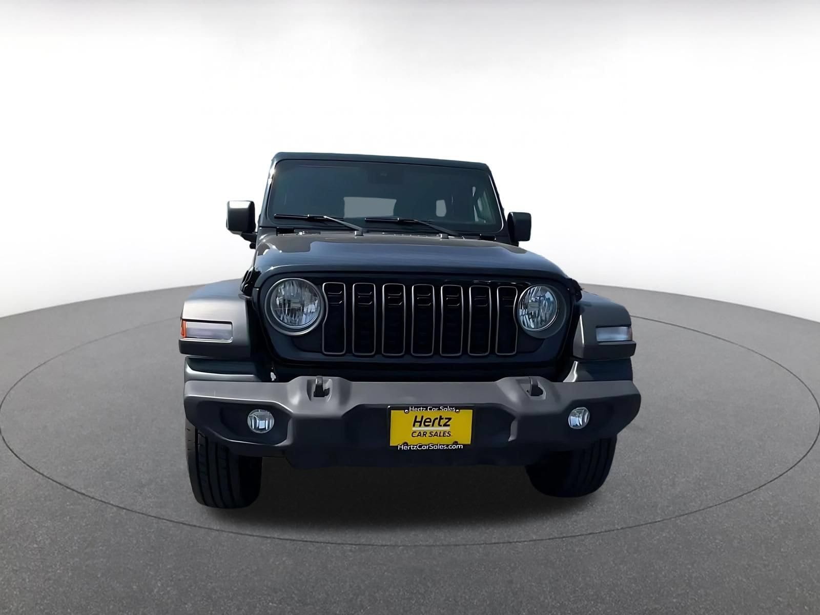 Thumbnail: 2025 Jeep Wrangler - 3