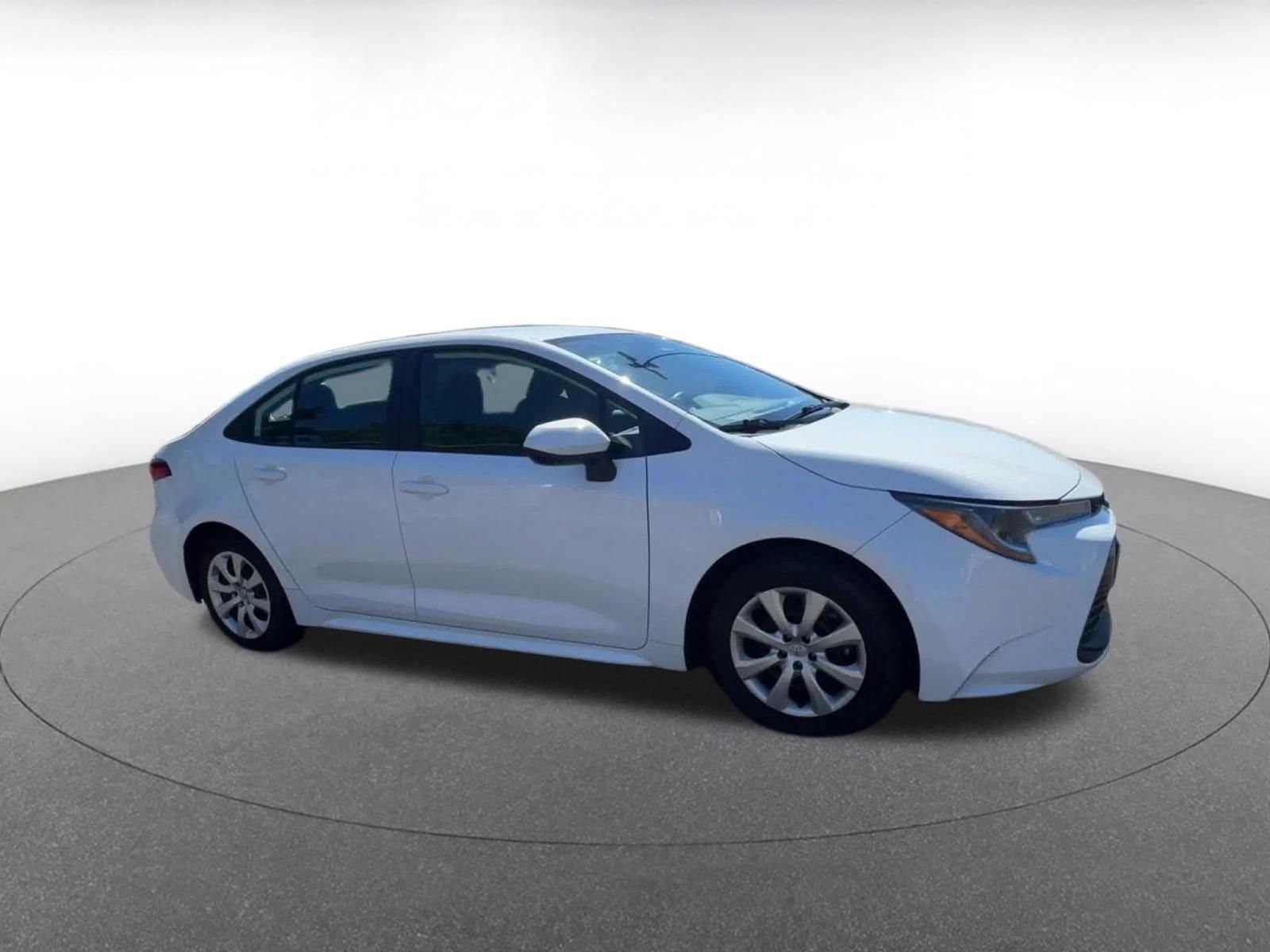 Thumbnail: 2025 Toyota Corolla - 2