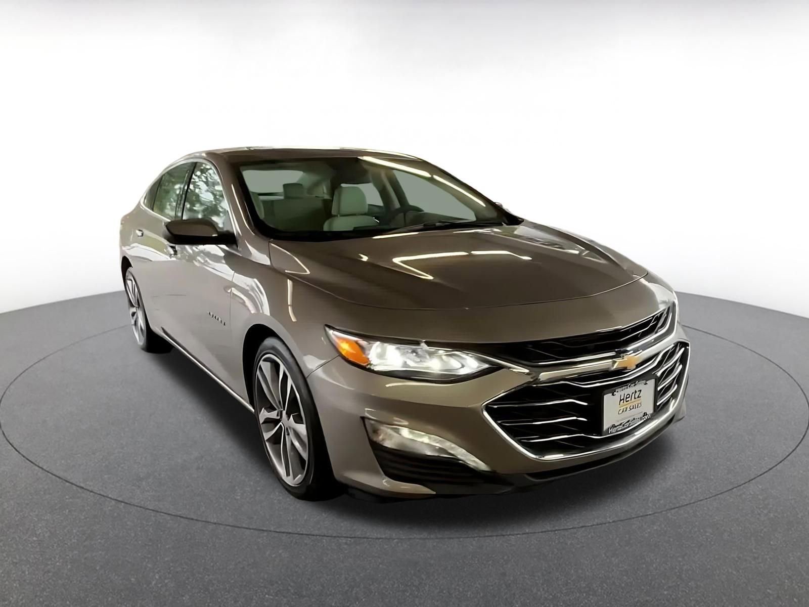 Thumbnail: 2024 Chevrolet Malibu - 3