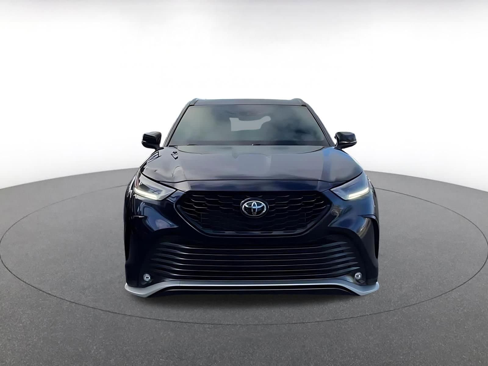 Thumbnail: 2025 Toyota Highlander - 4