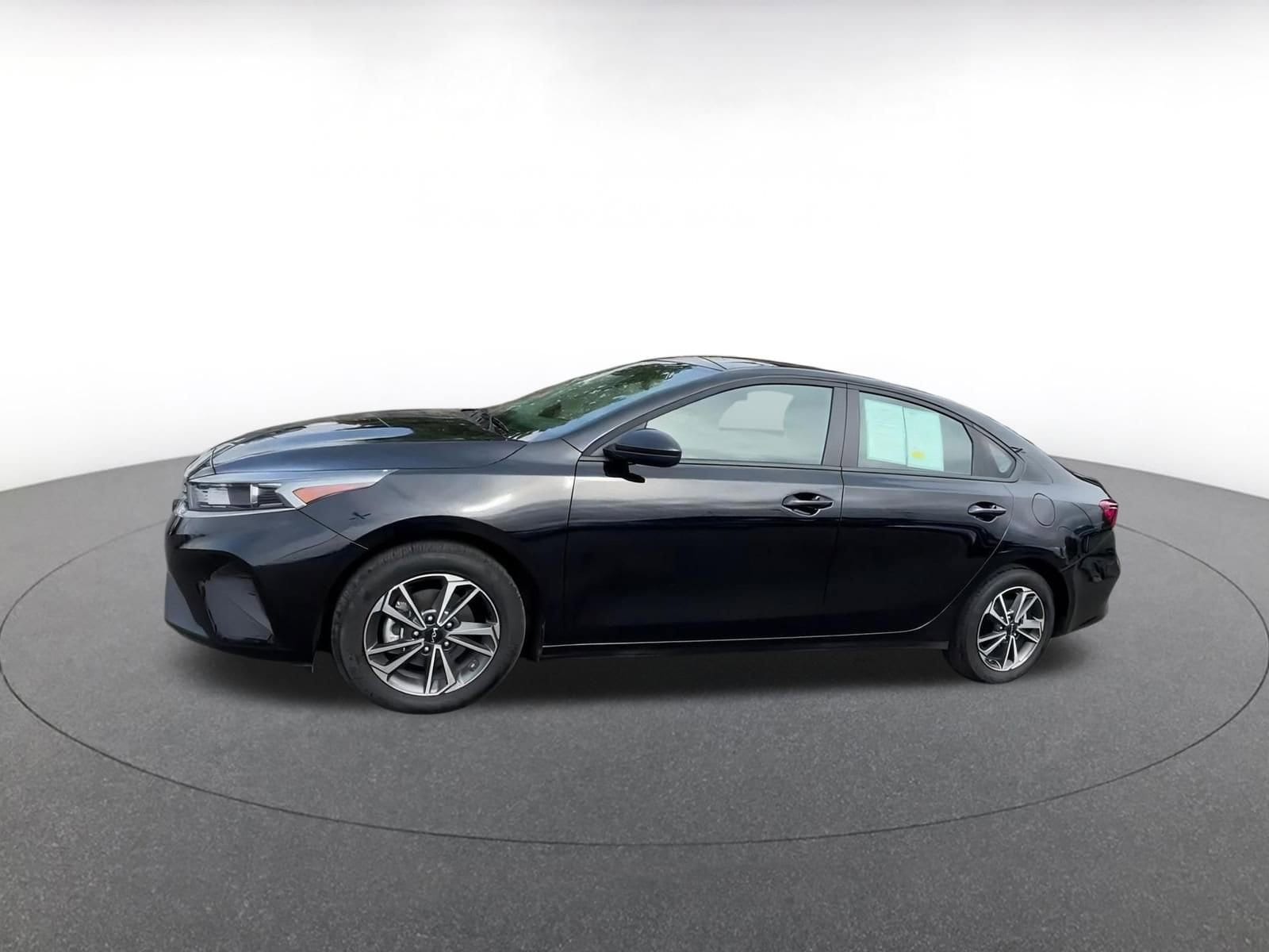 2024 Kia Forte LXS 7