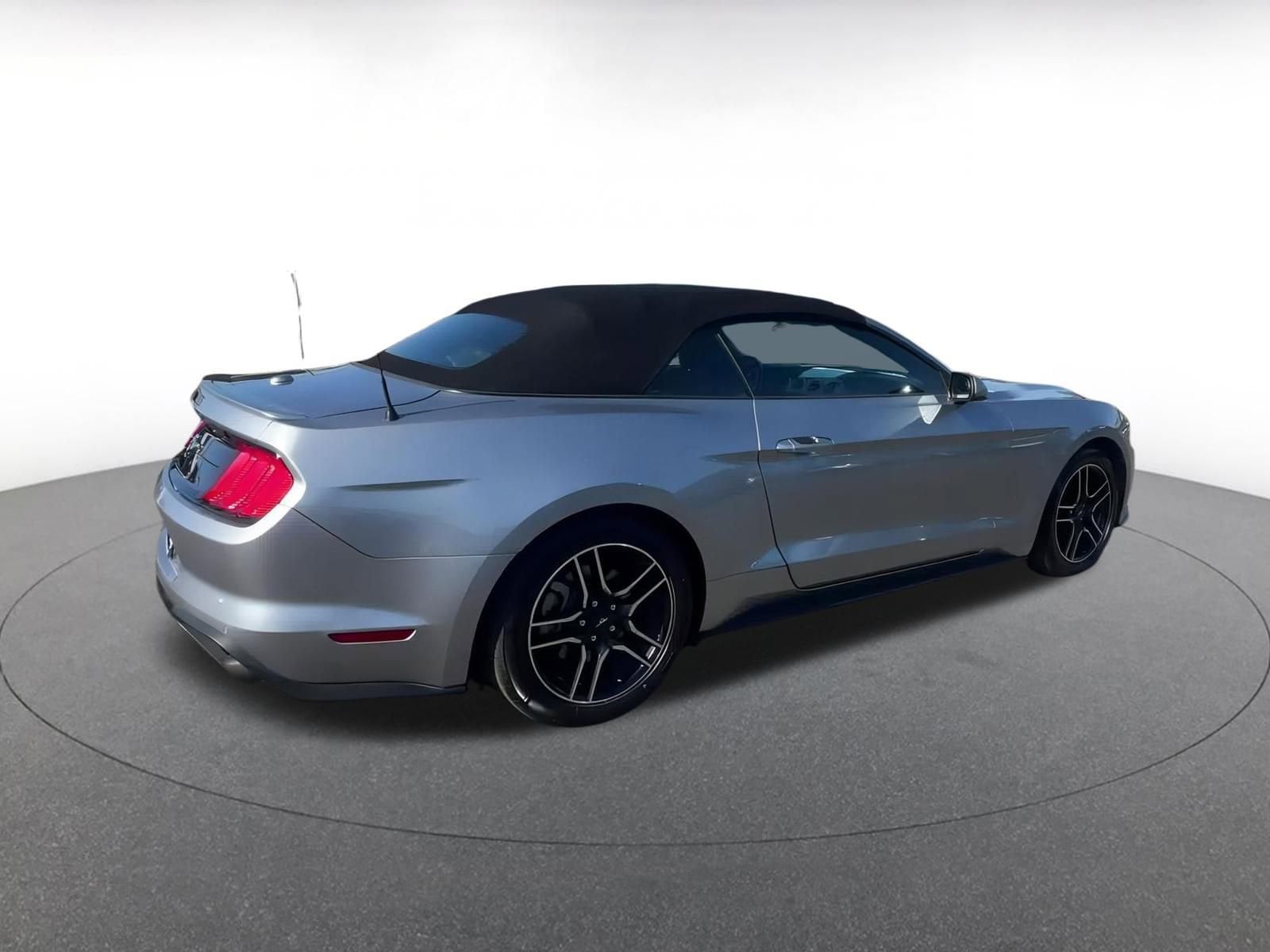 Thumbnail: 2023 Ford Mustang - 15