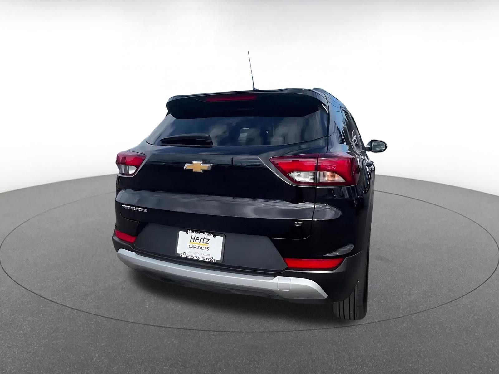 Thumbnail: 2025 Chevrolet TrailBlazer - 14