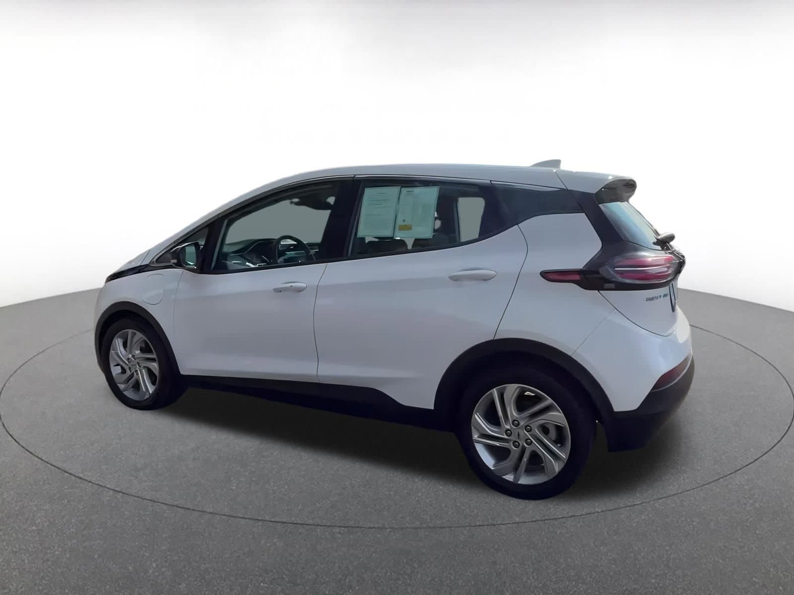Thumbnail: 2023 Chevrolet Bolt EV - 10