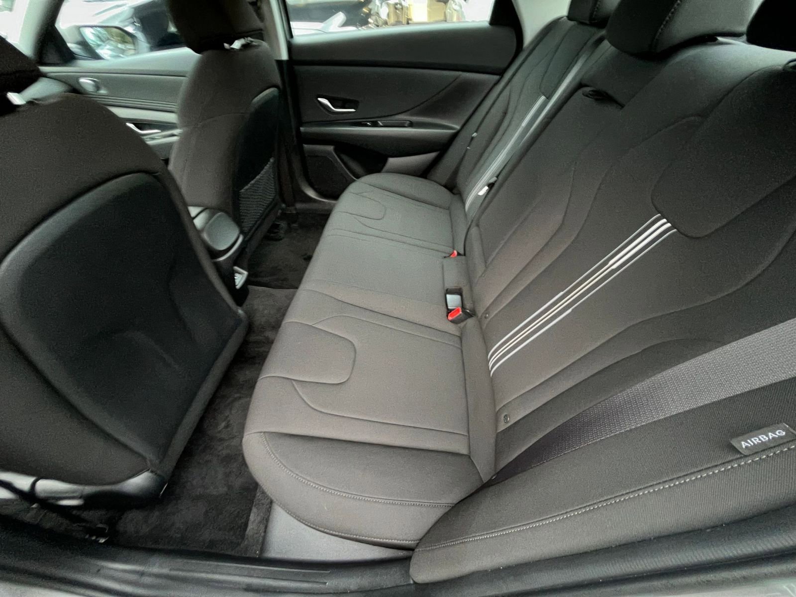 Thumbnail: 2025 Hyundai Elantra - 25