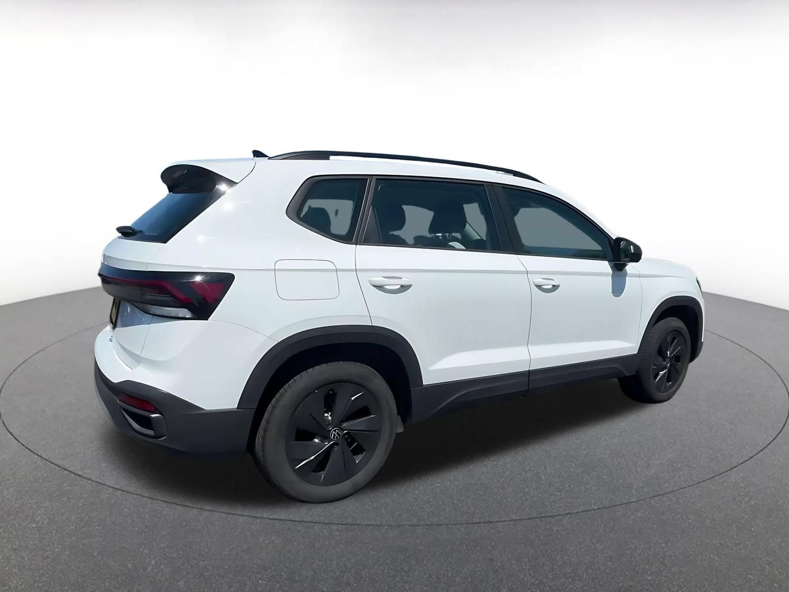 Thumbnail: 2026 Volkswagen Taos - 15