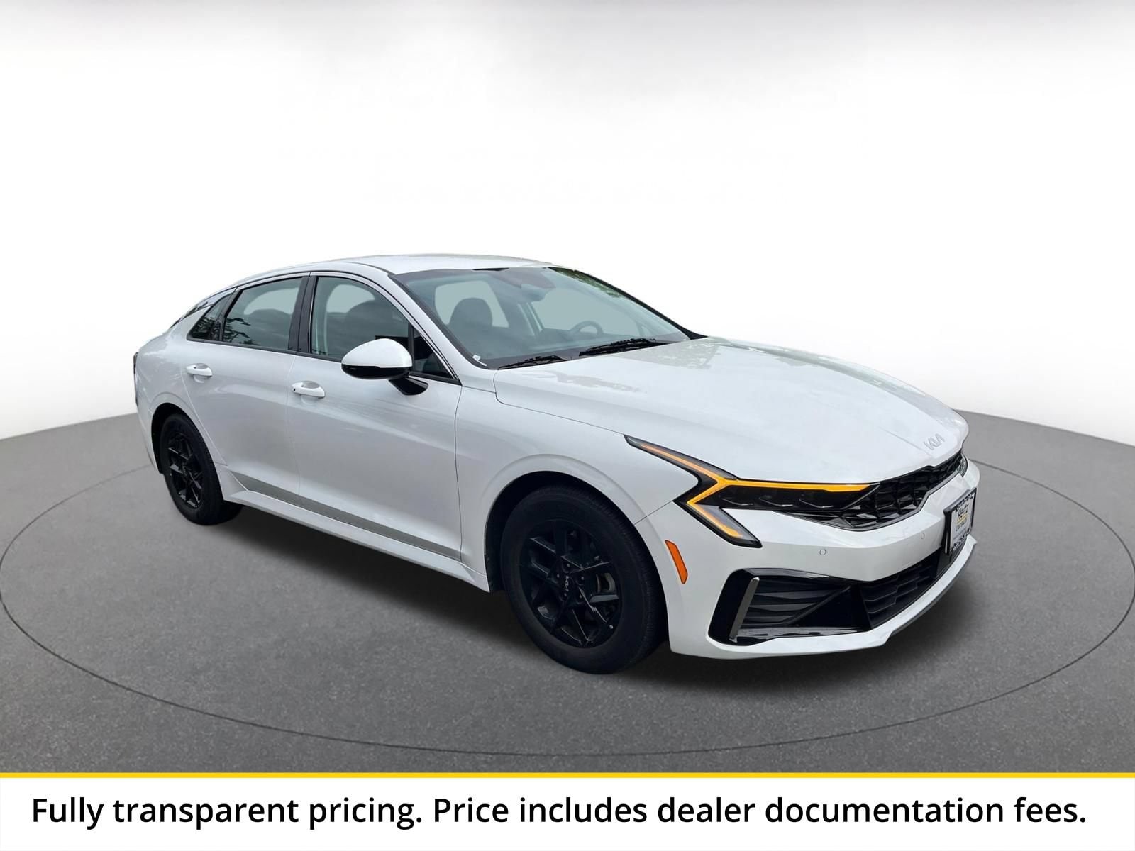 Thumbnail: 2025 Kia K5 - 1