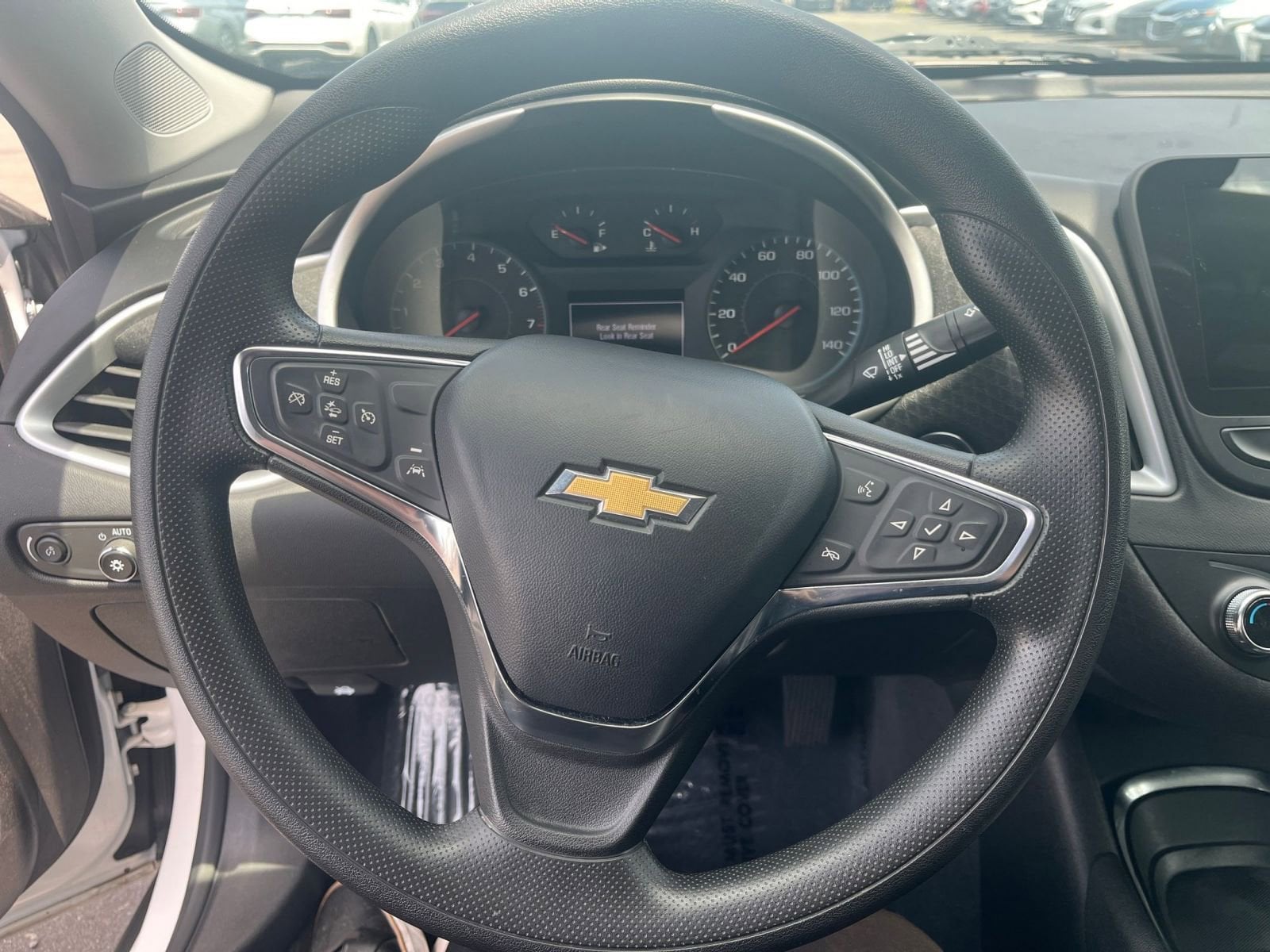 Thumbnail: 2023 Chevrolet Malibu - 28