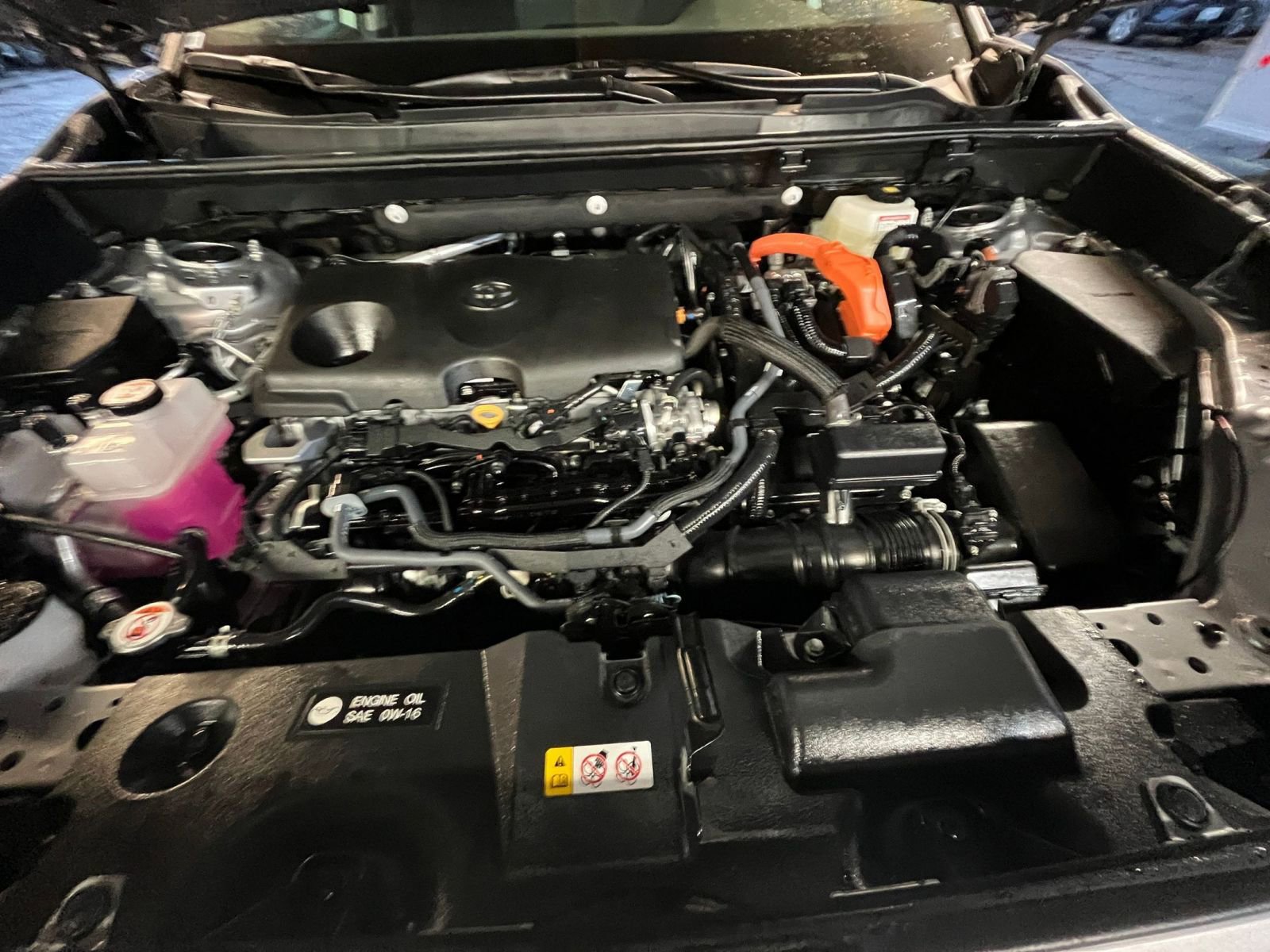 Thumbnail: 2025 Toyota RAV4 - 32