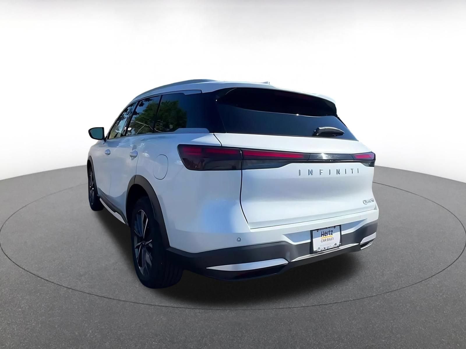 Thumbnail: 2026 INFINITI QX60 - 11