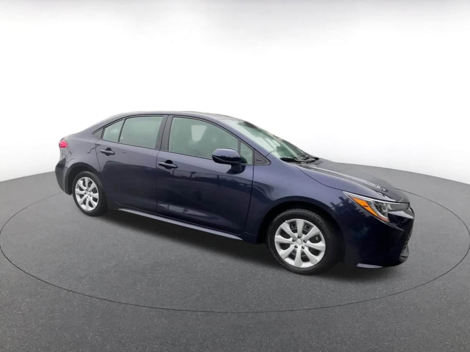 Thumbnail: 2025 Toyota Corolla - 2