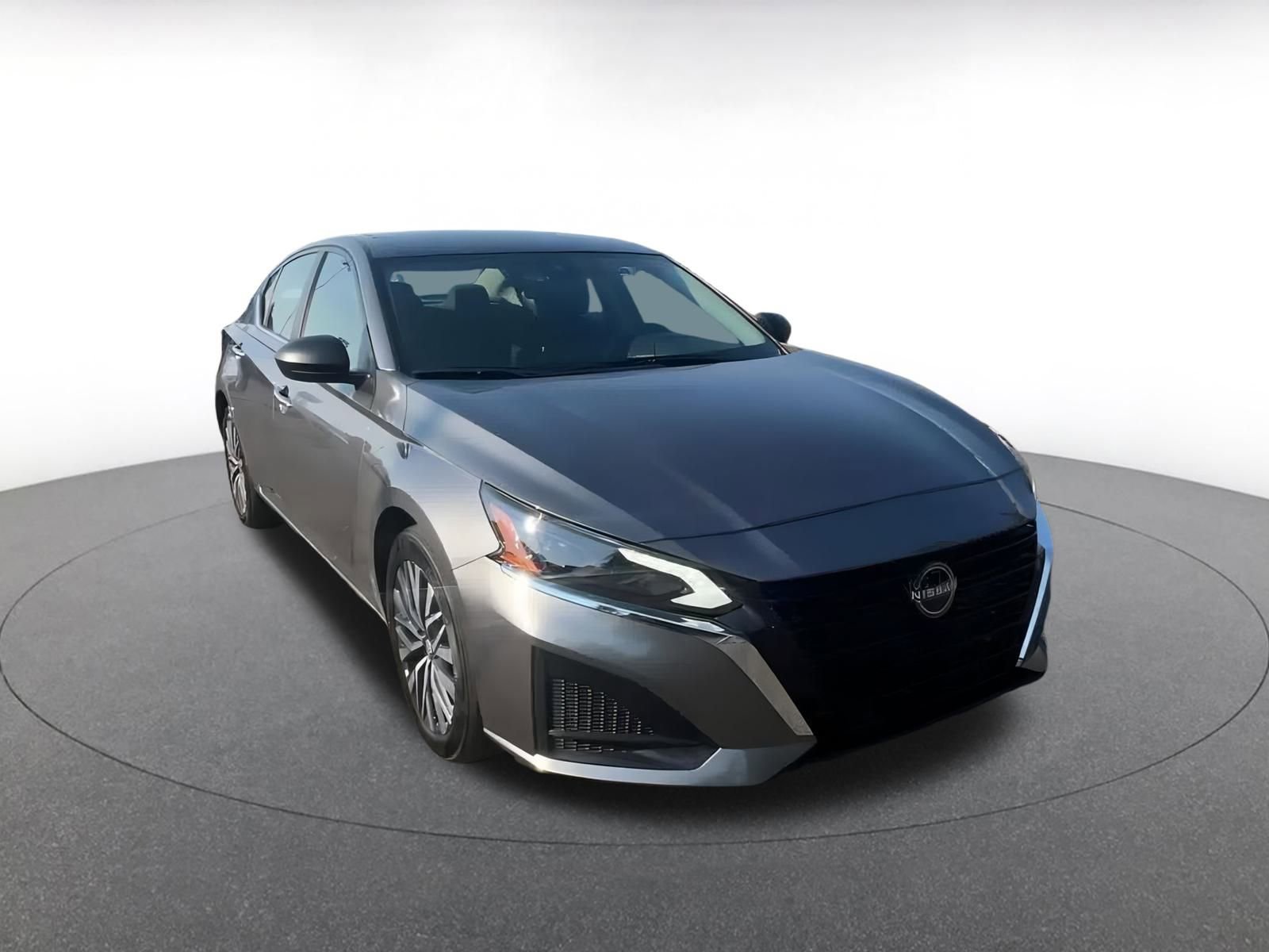 Thumbnail: 2024 Nissan Altima - 3