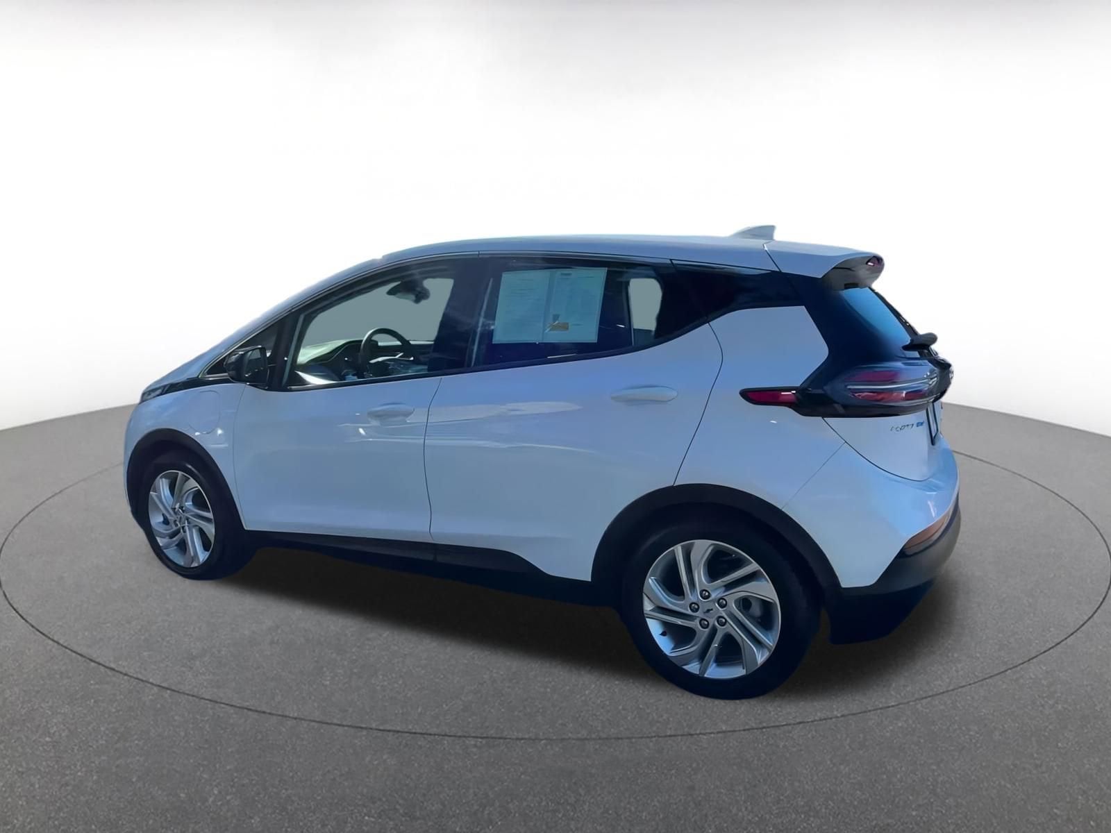 Thumbnail: 2023 Chevrolet Bolt EV - 10