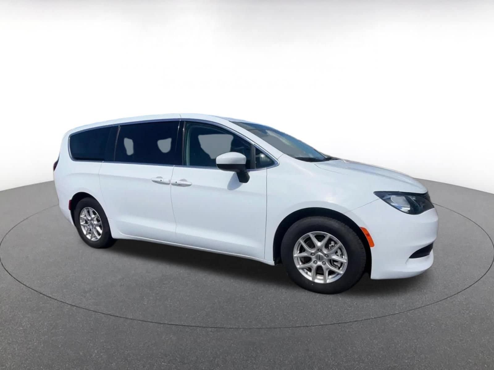 Thumbnail: 2023 Chrysler Voyager - 2