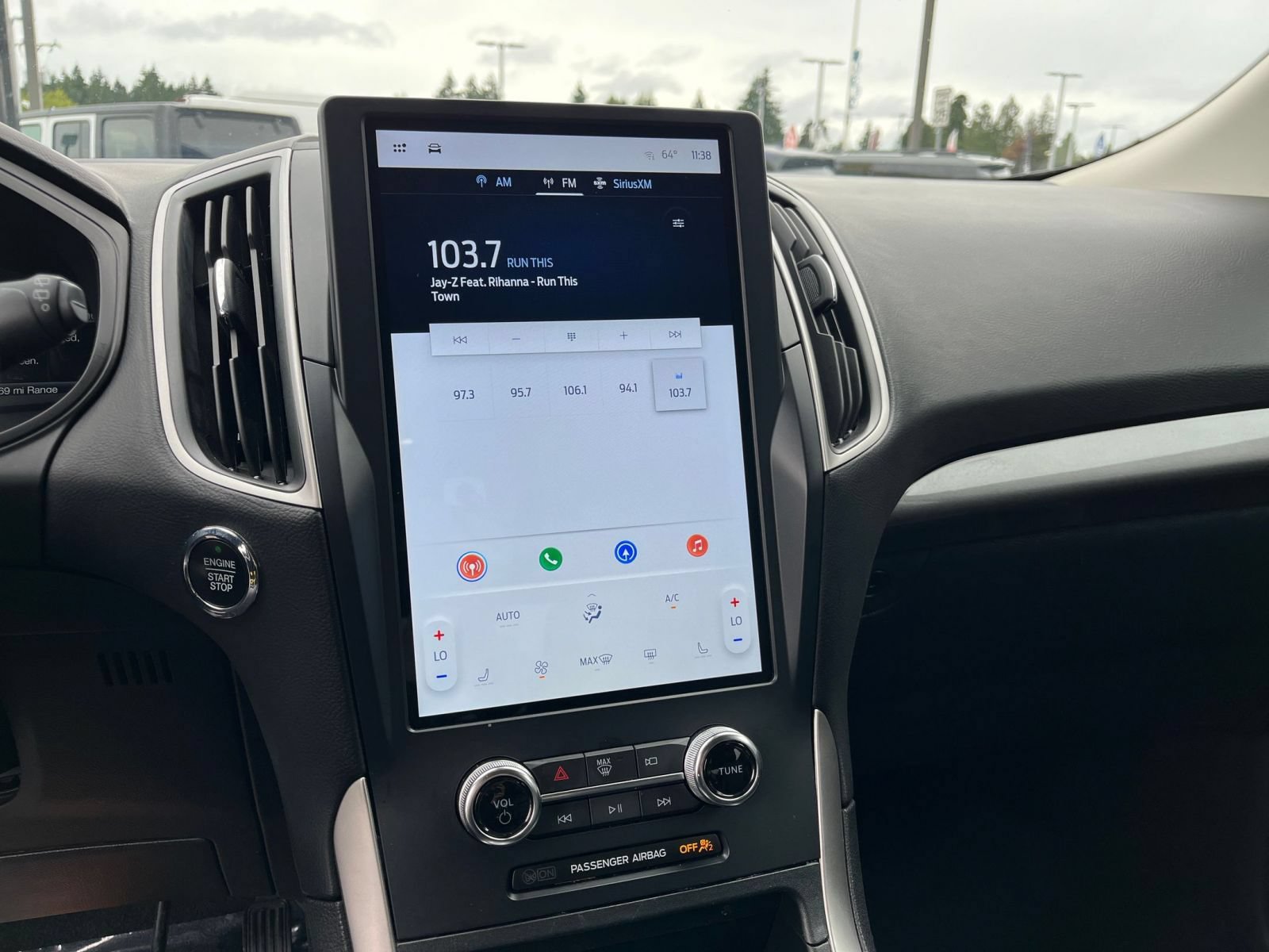 Thumbnail: 2024 Ford Edge - 21