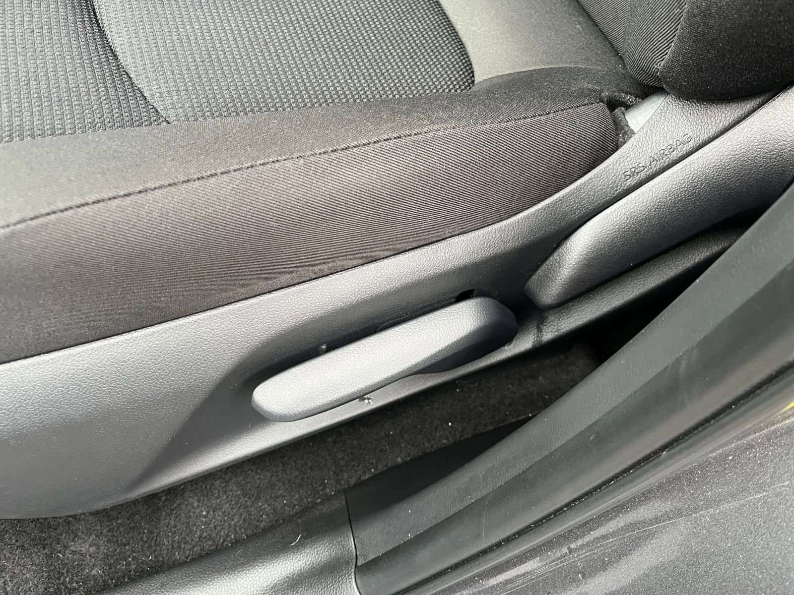 Thumbnail: 2025 Toyota RAV4 - 22