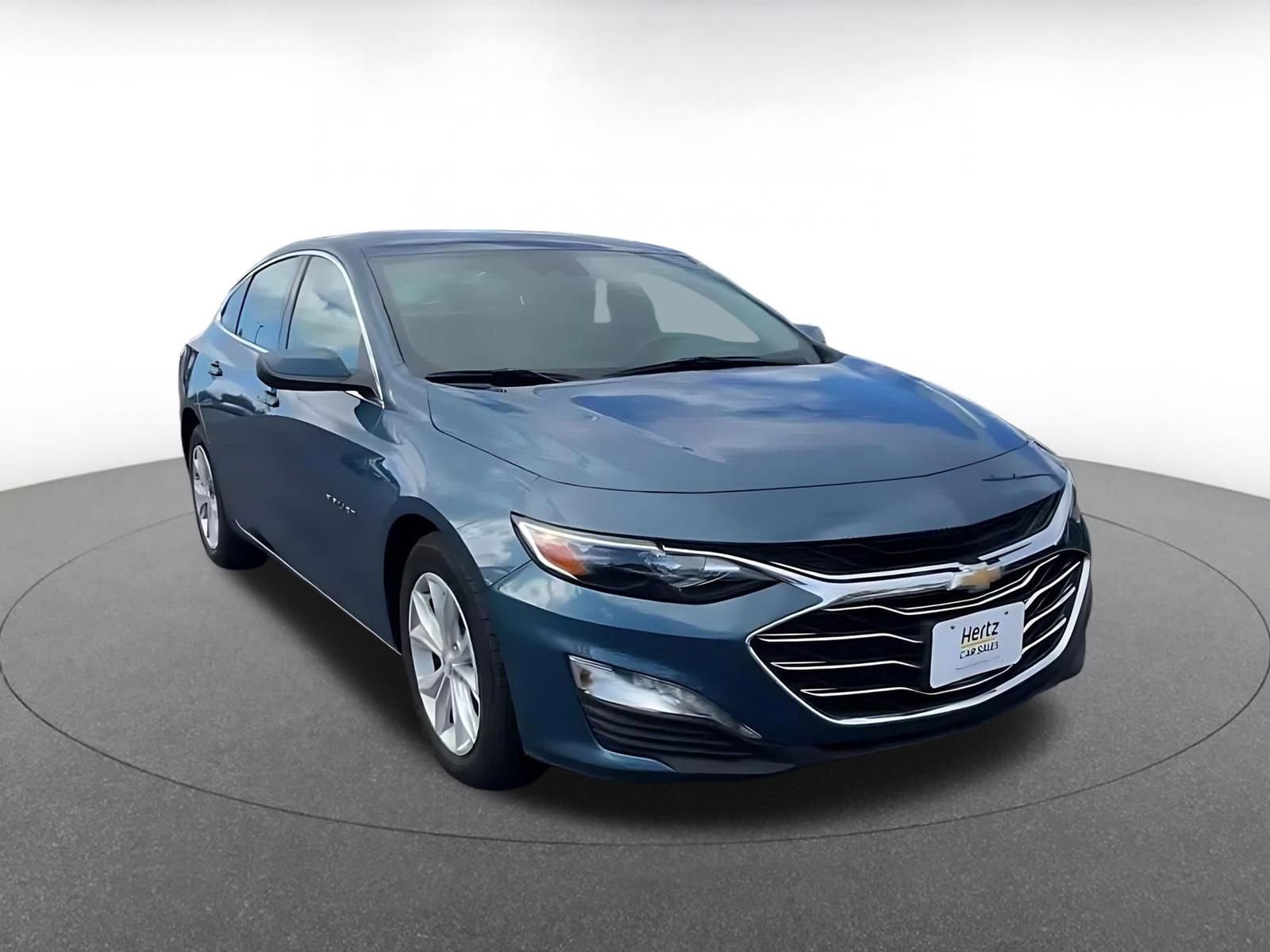 Thumbnail: 2024 Chevrolet Malibu - 3