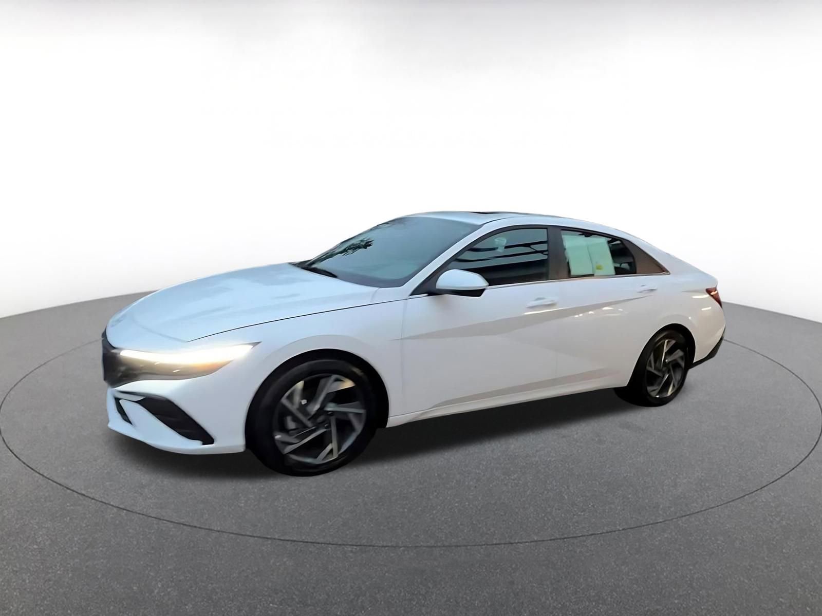 Thumbnail: 2025 Hyundai Elantra - 8