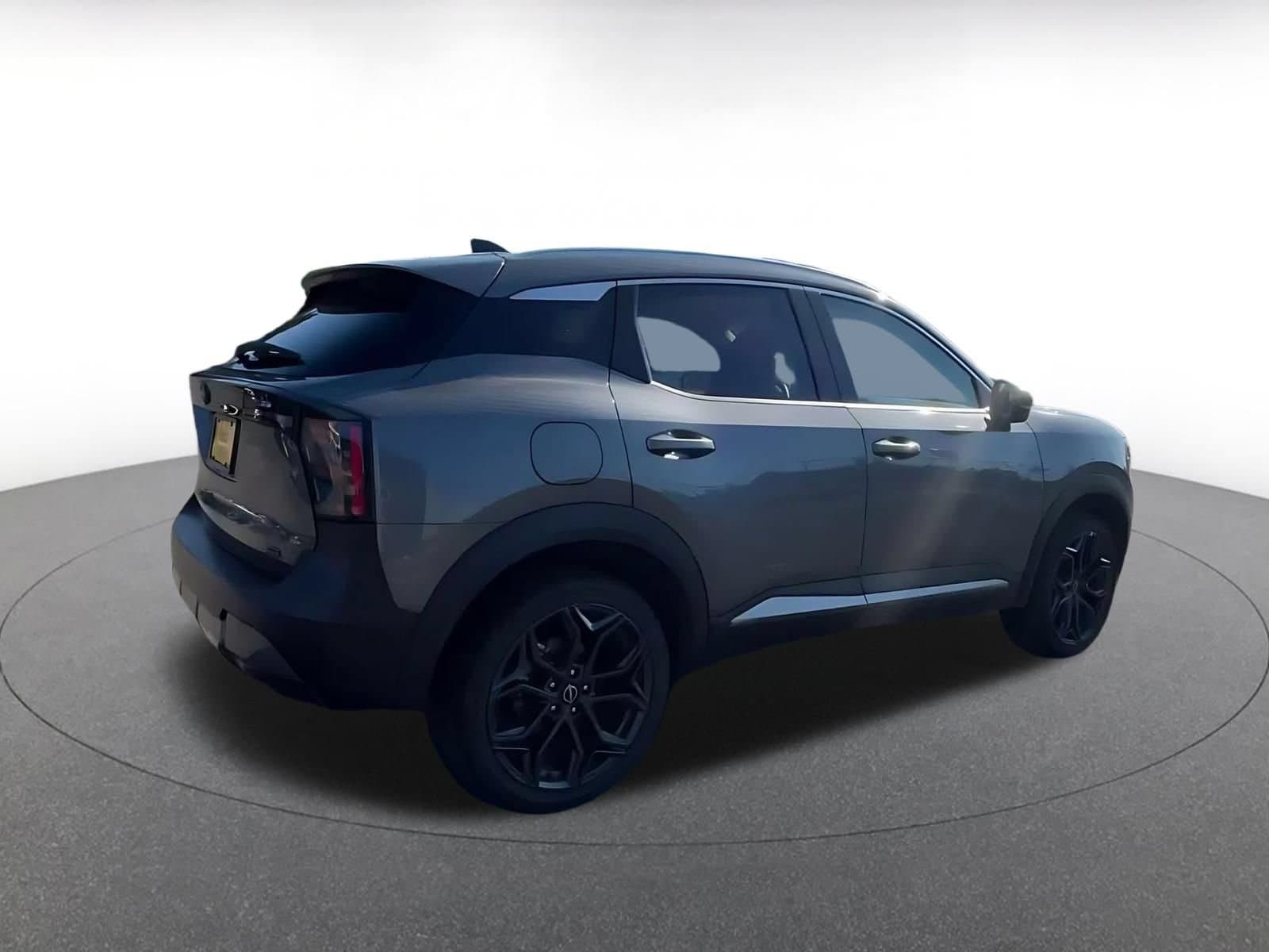 Thumbnail: 2026 Nissan Kicks - 11