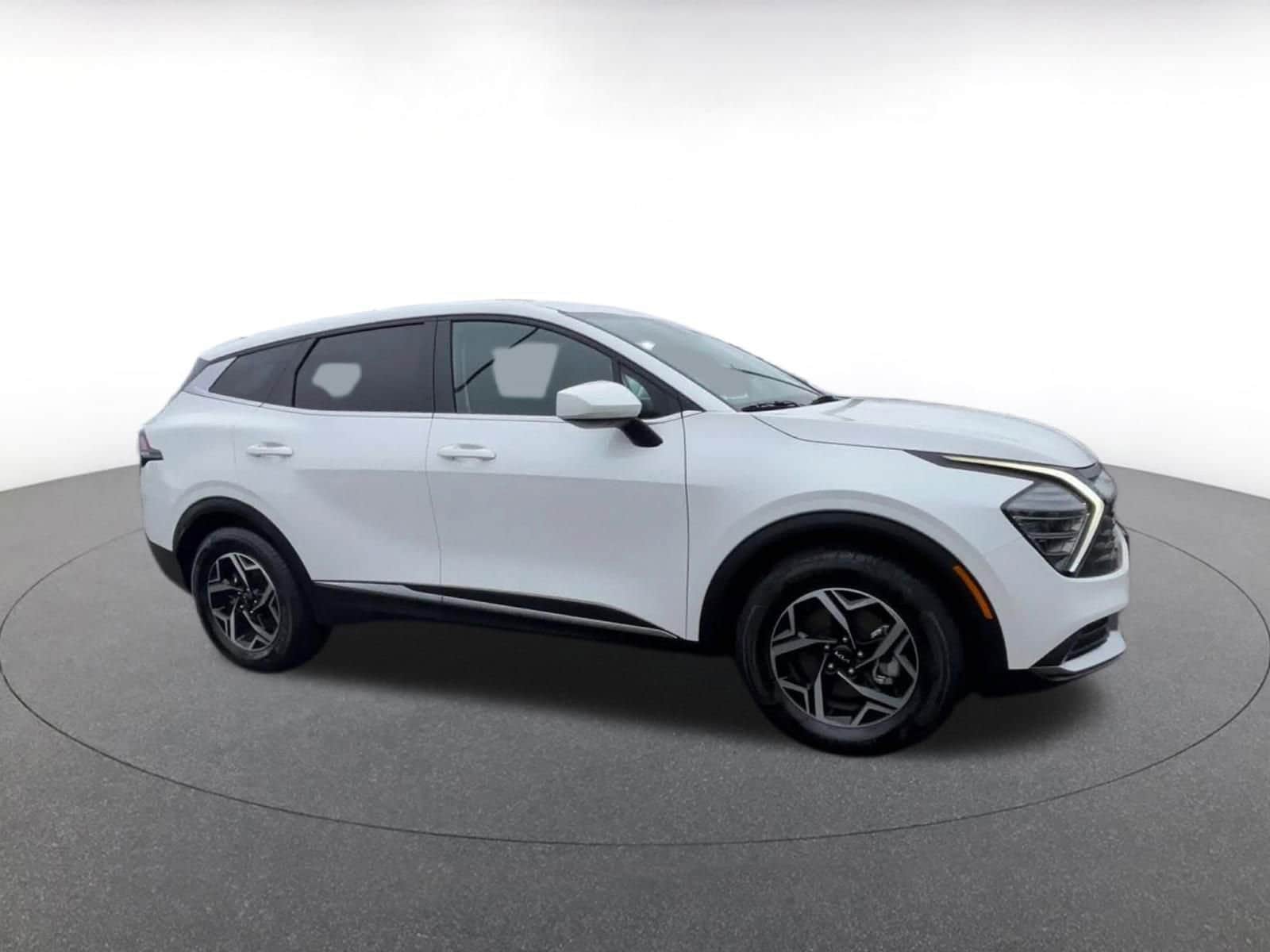 Thumbnail: 2025 Kia Sportage - 2