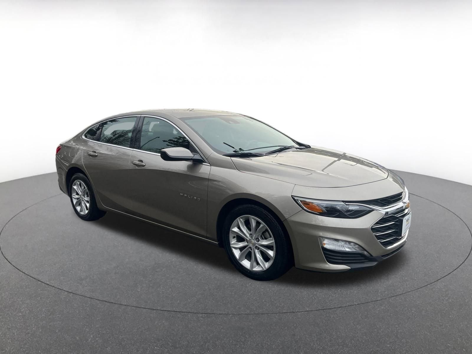 Thumbnail: 2024 Chevrolet Malibu - 1