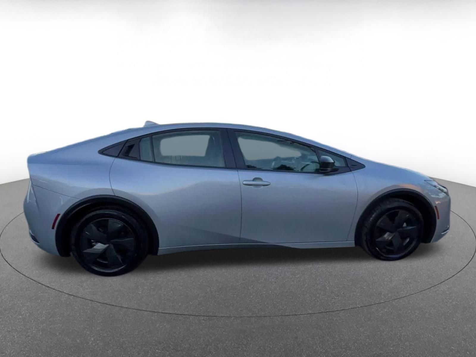 Thumbnail: 2025 Toyota Prius - 16