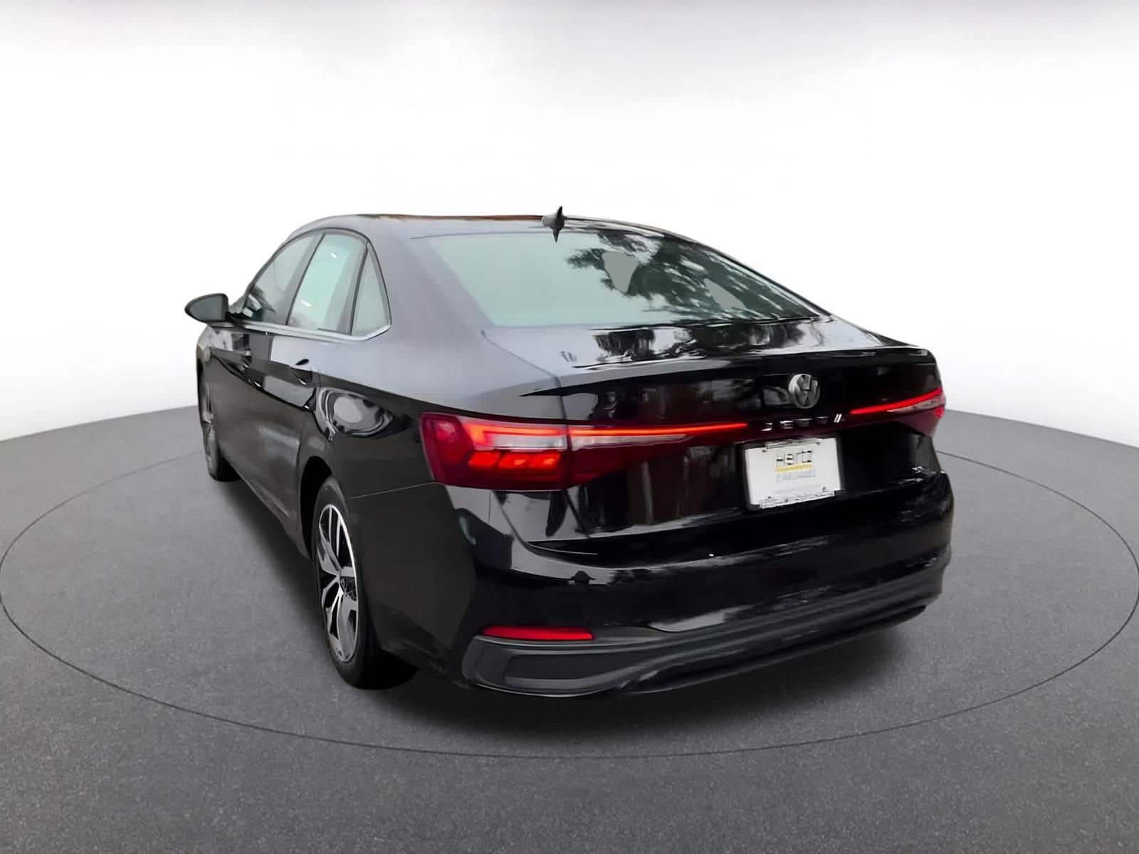 Thumbnail: 2025 Volkswagen Jetta - 11