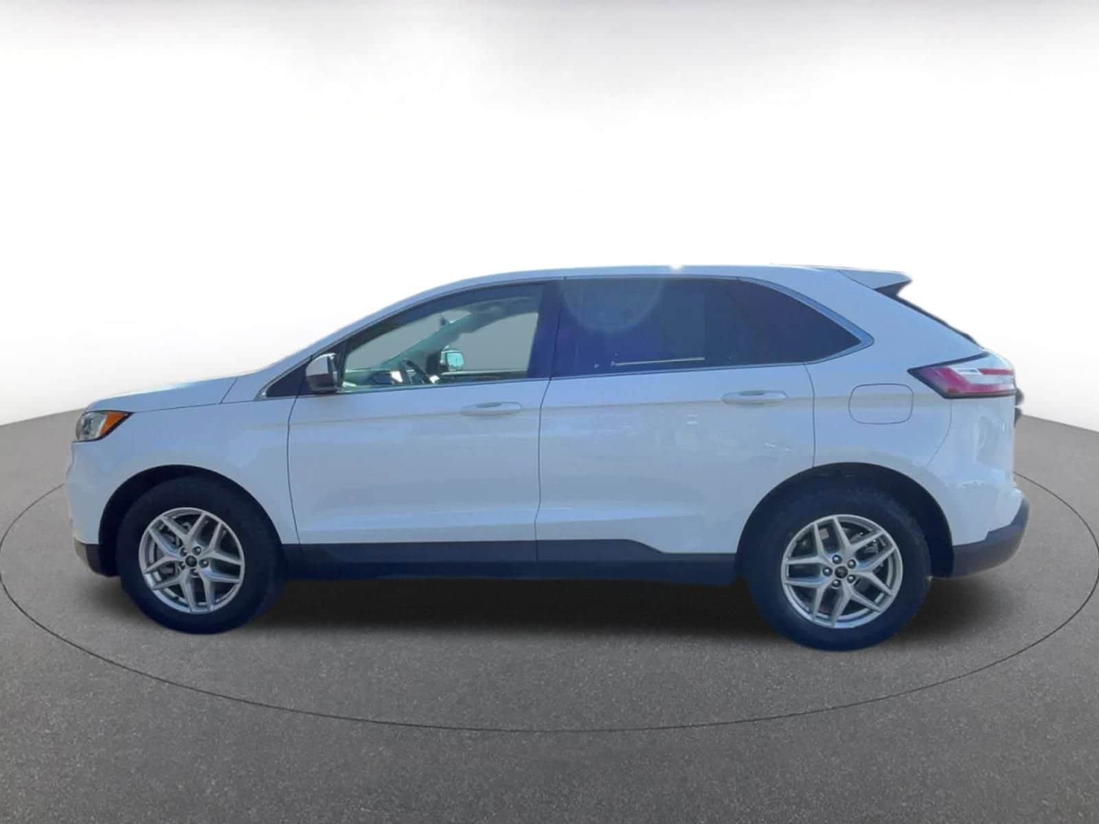 Thumbnail: 2024 Ford Edge - 8