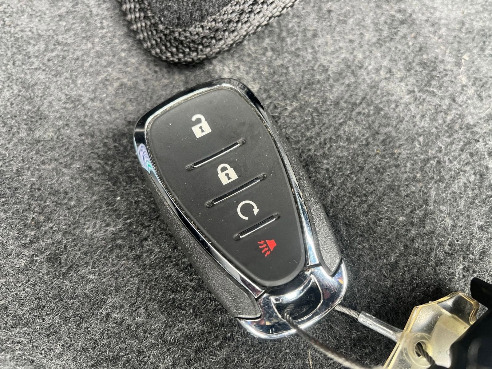 Thumbnail: 2025 Chevrolet Trax - 25