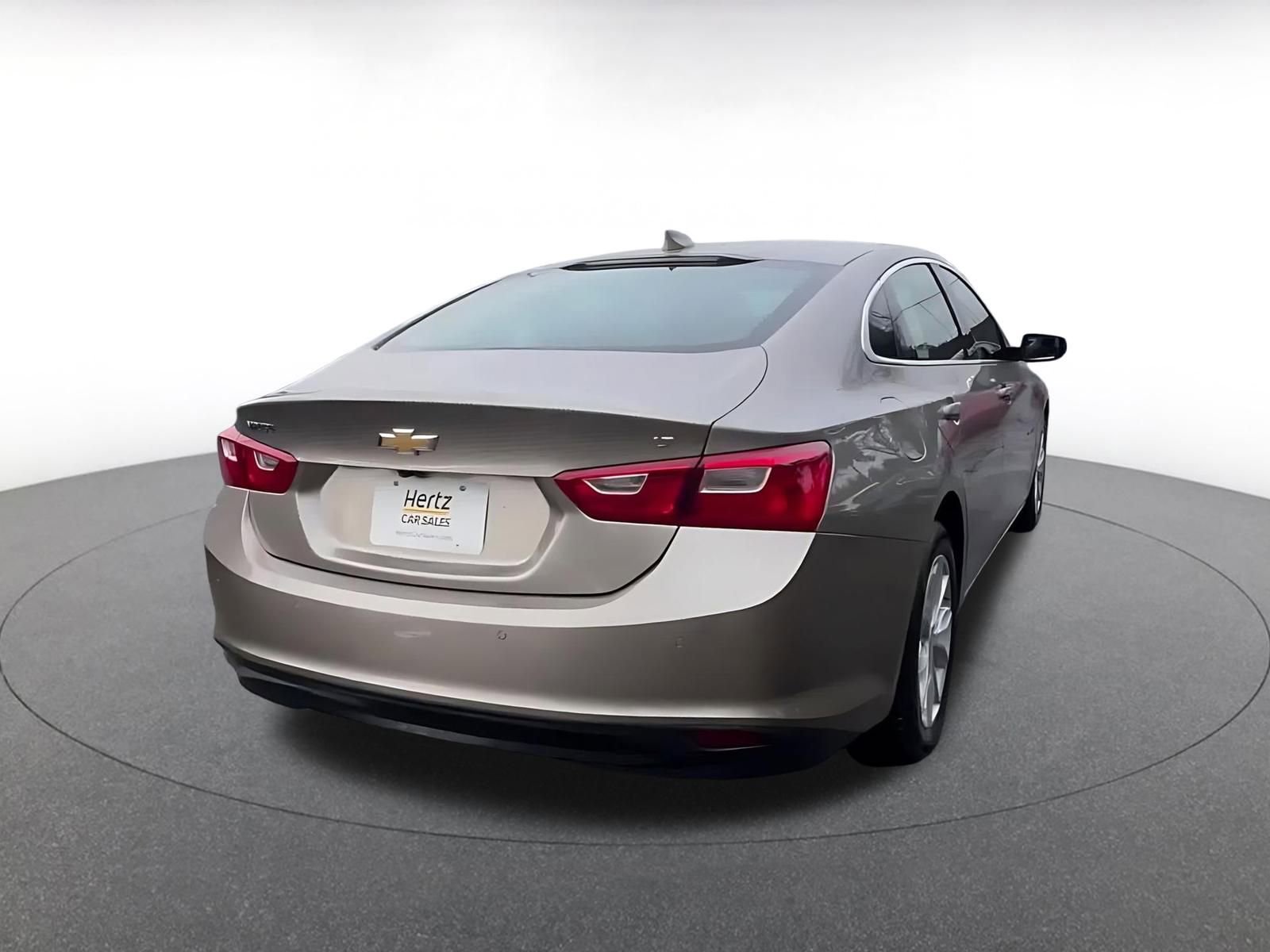 Thumbnail: 2024 Chevrolet Malibu - 15